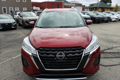 2022 Nissan Kicks SV