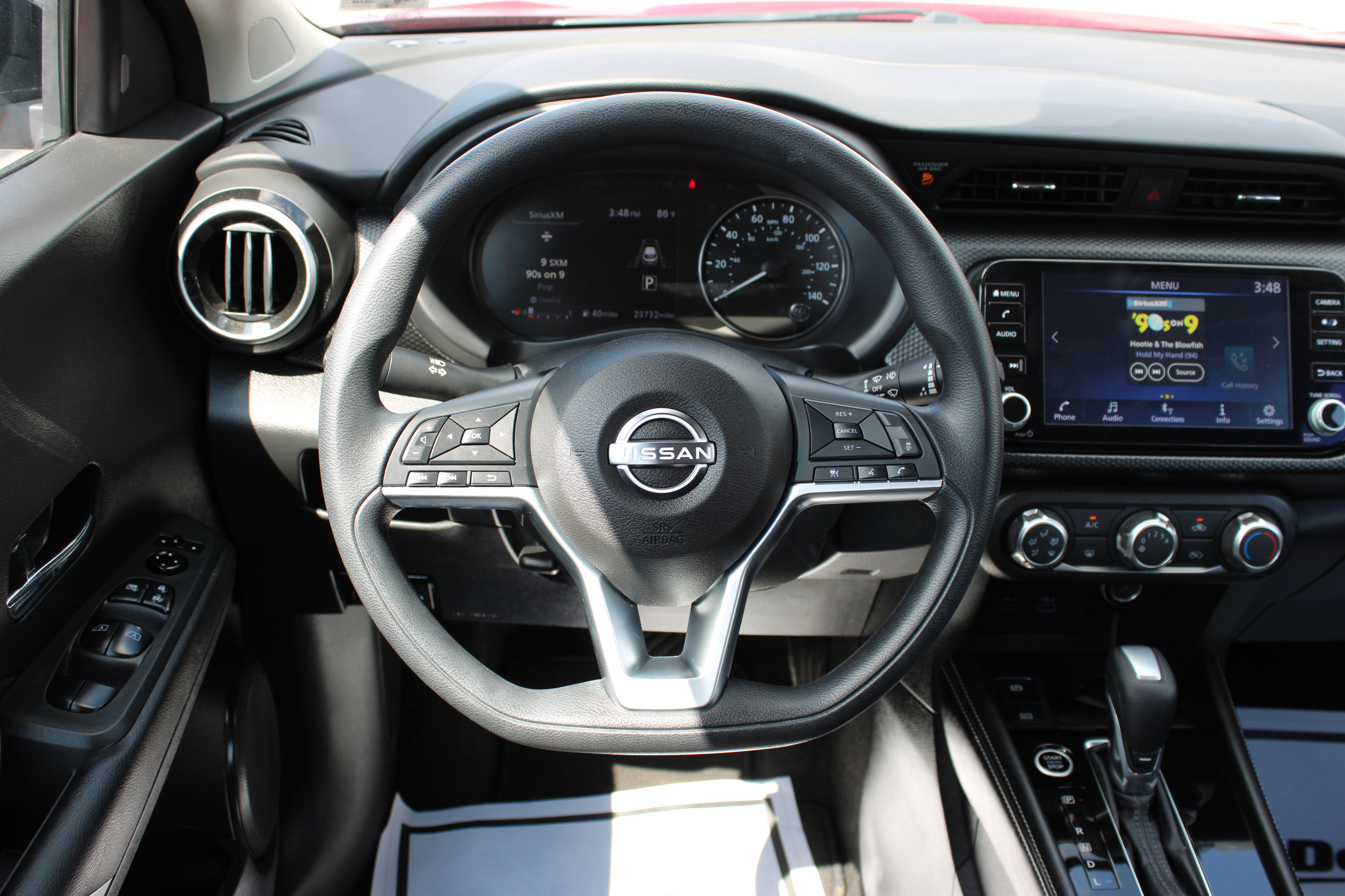 2023 Nissan Kicks SV