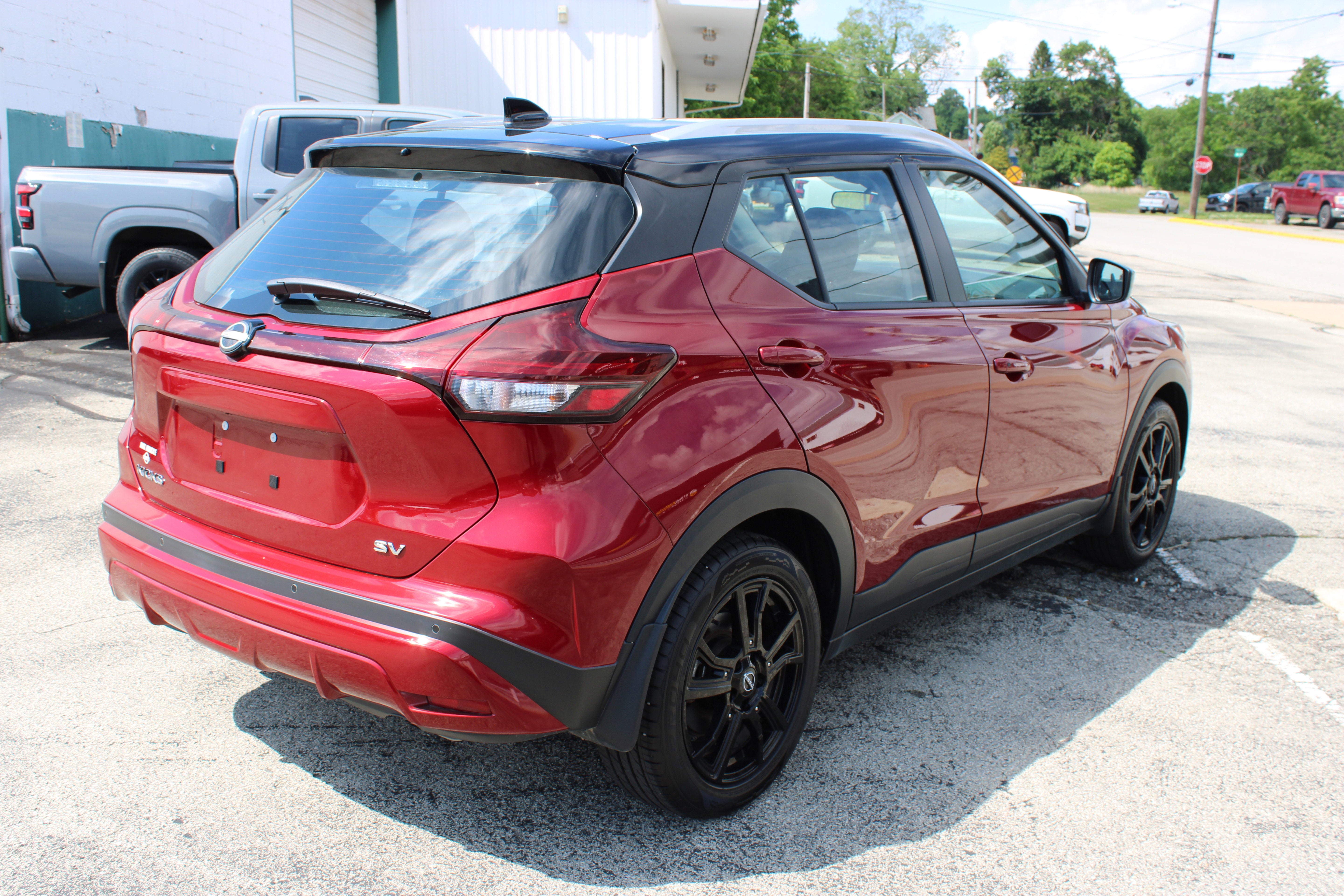 2023 Nissan Kicks SV