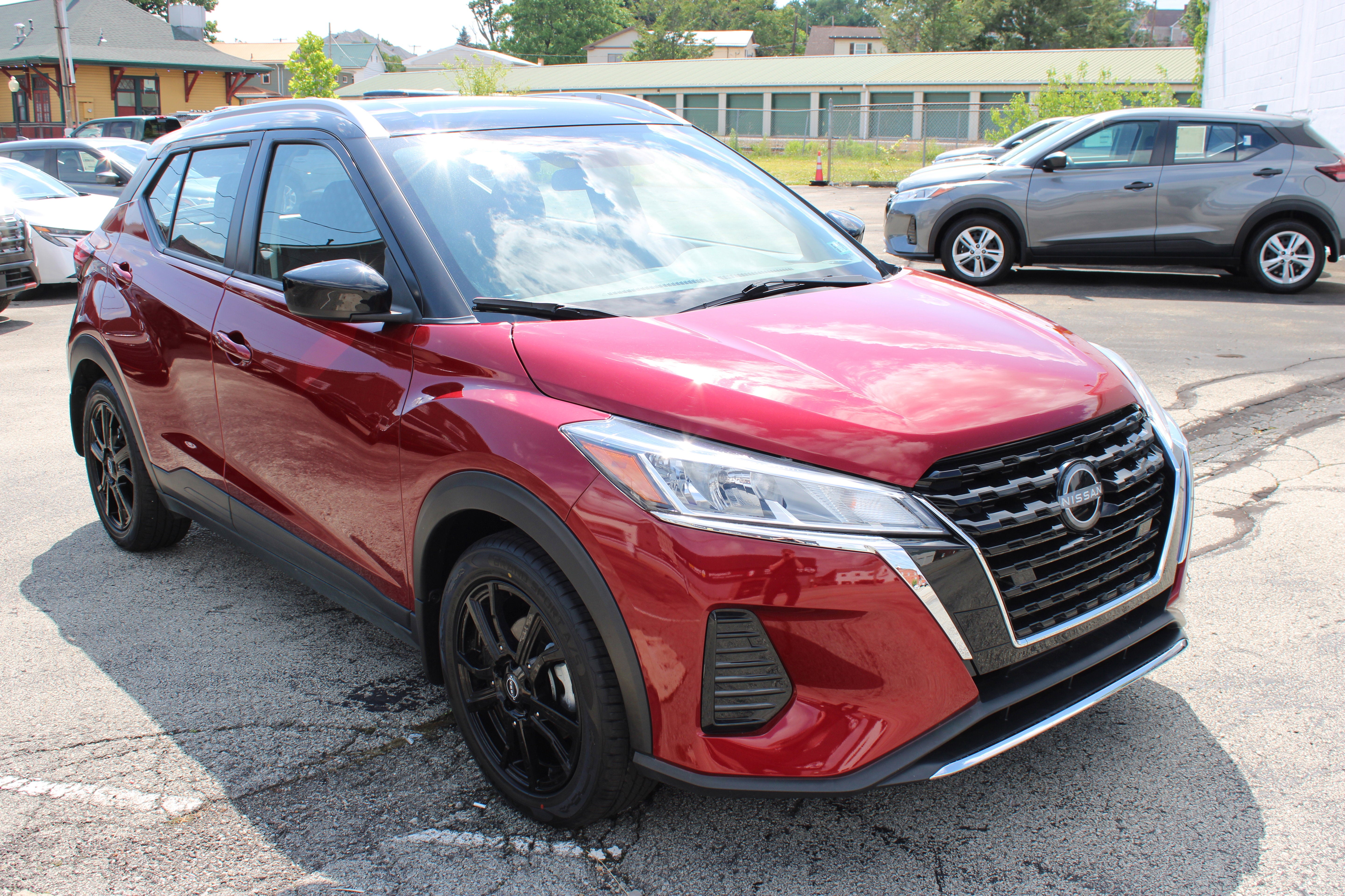 2023 Nissan Kicks SV