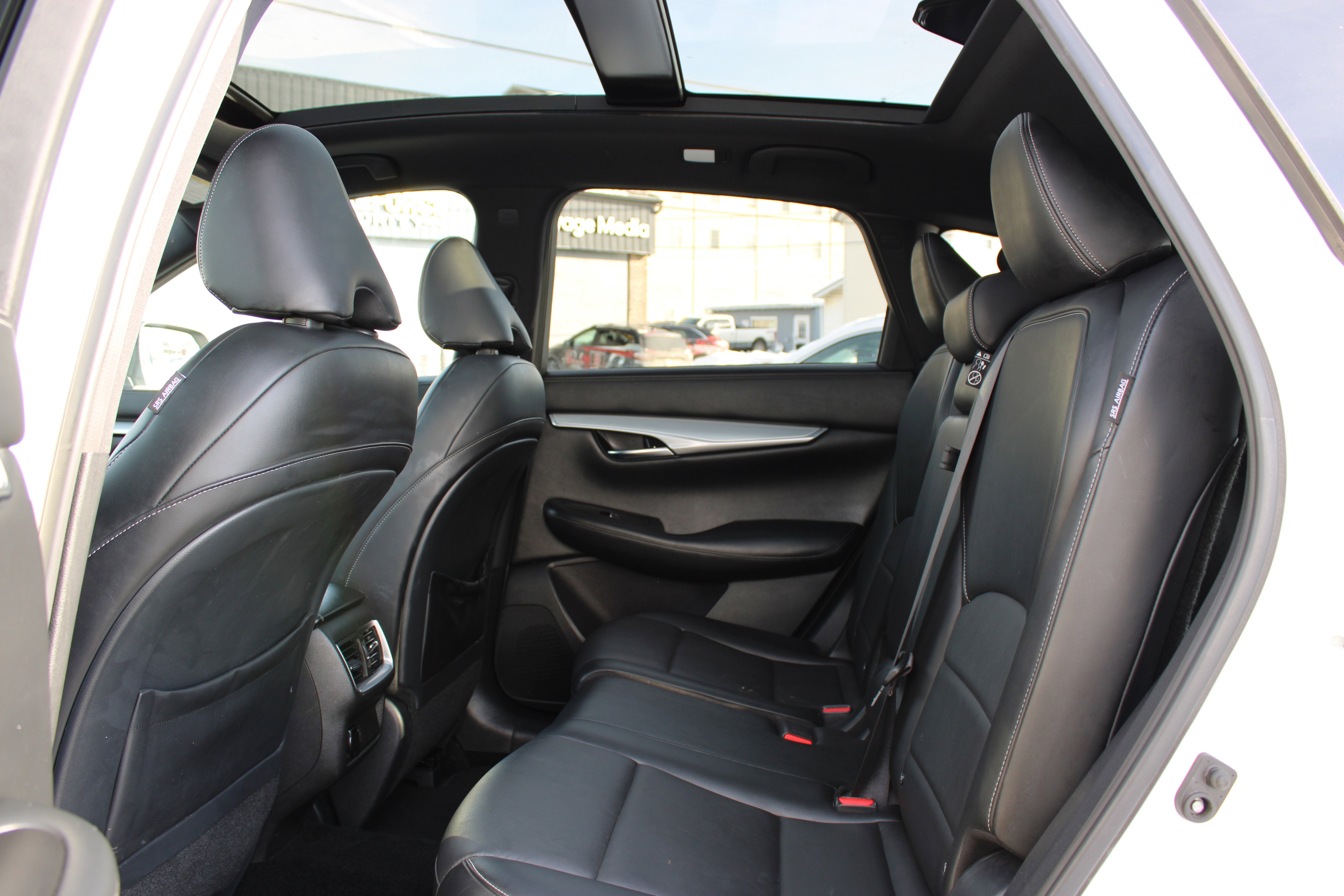 2021 INFINITI QX50 LUXE