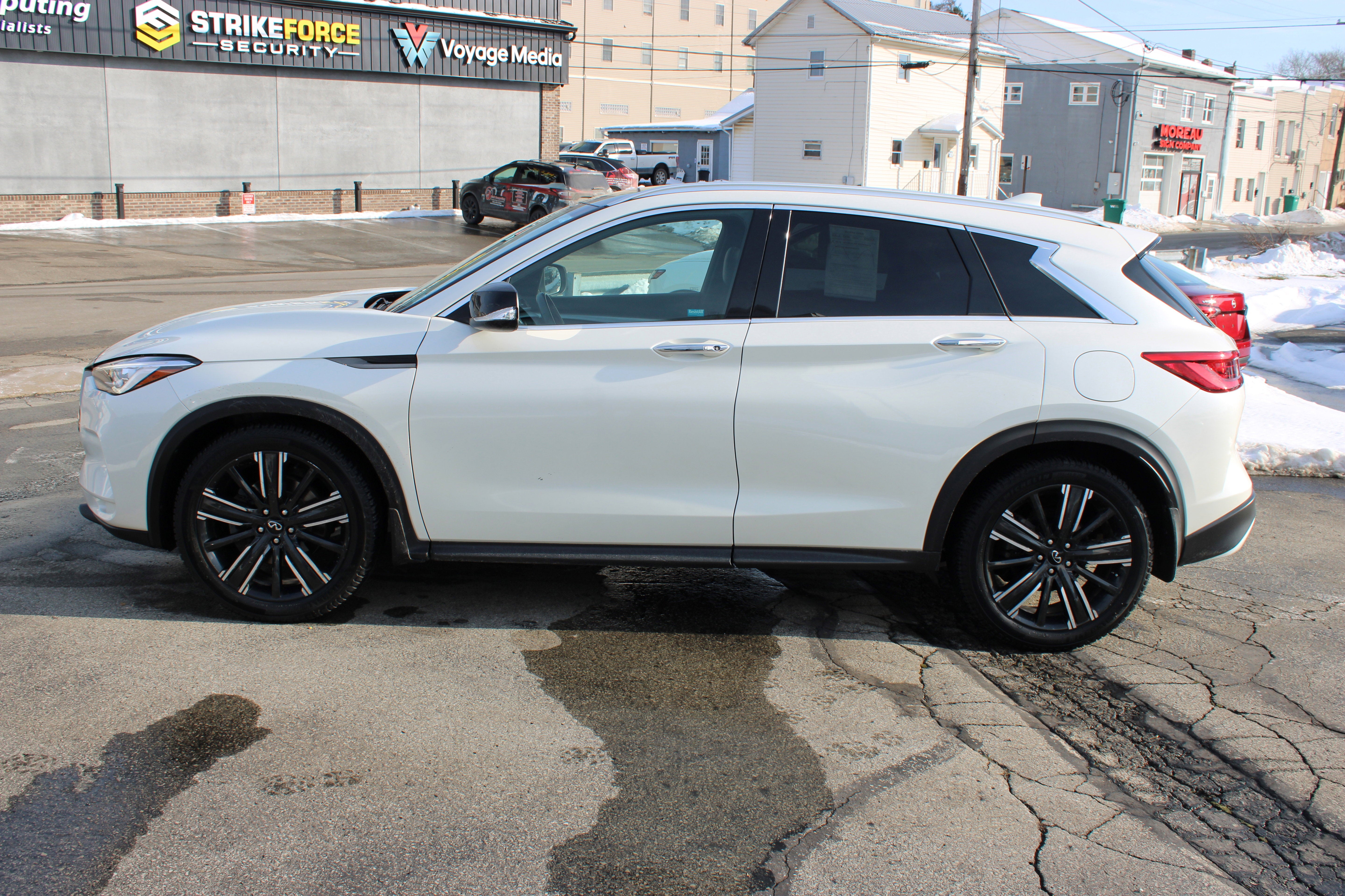 2021 INFINITI QX50 LUXE