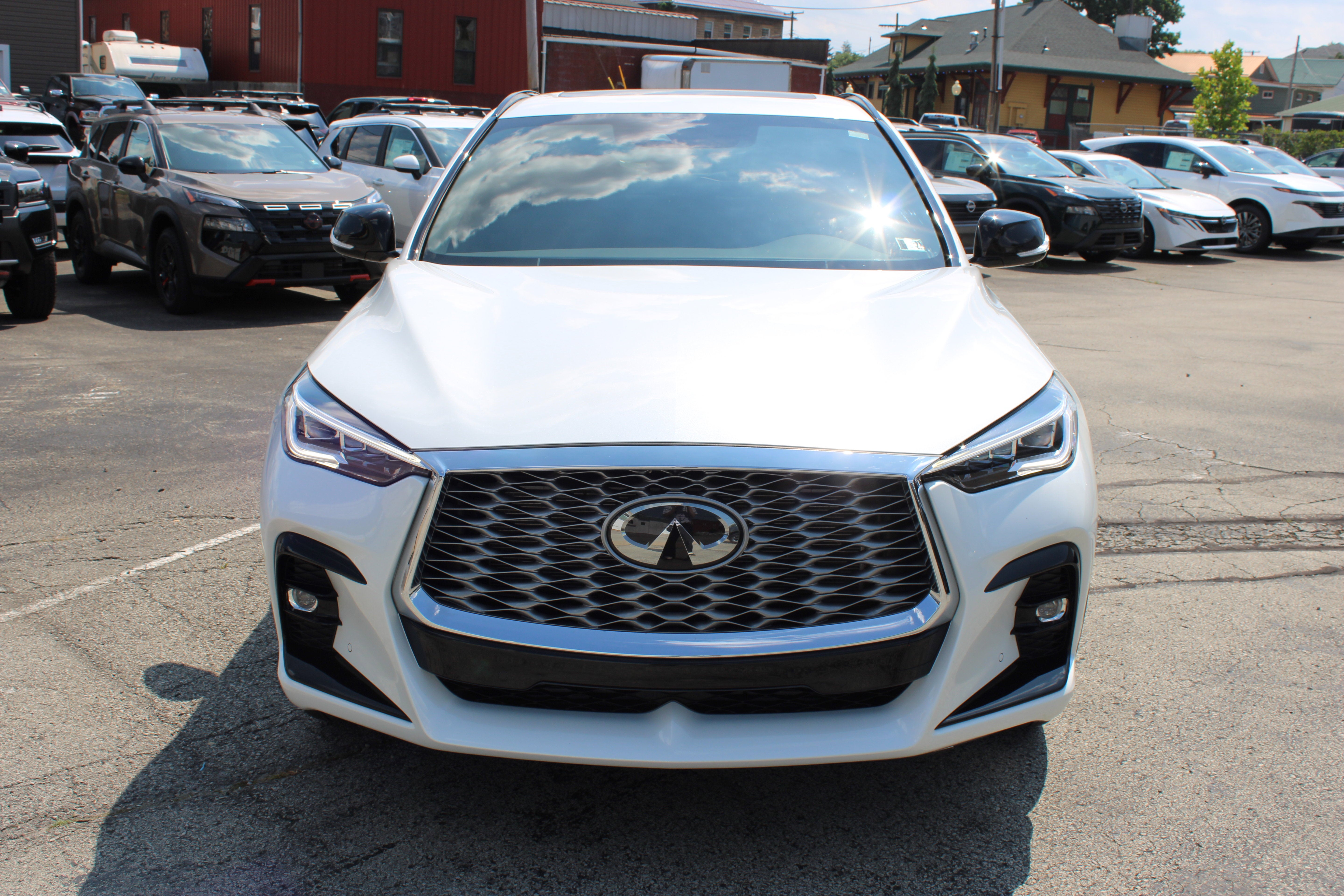 2023 INFINITI QX55 SENSORY