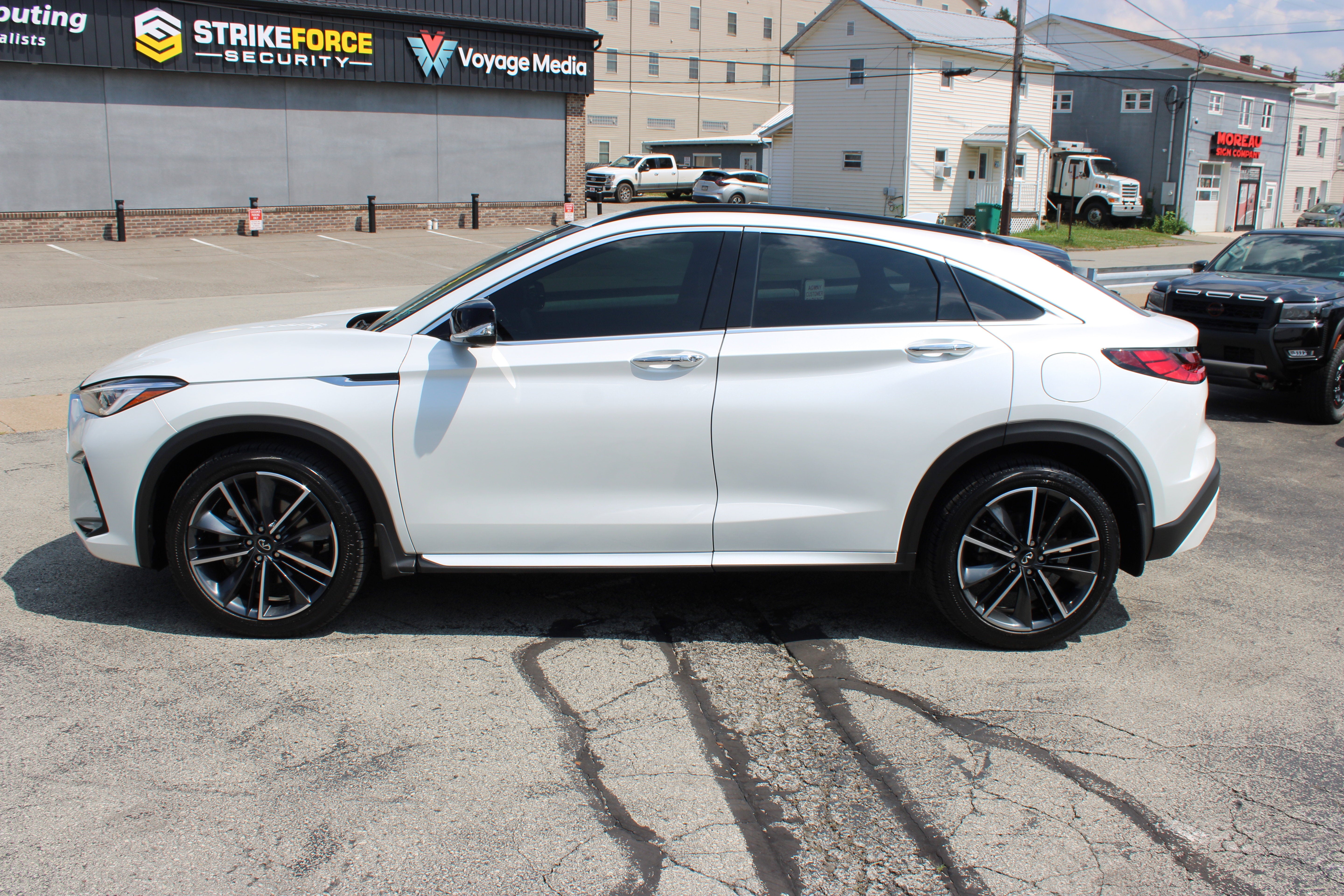 2023 INFINITI QX55 SENSORY
