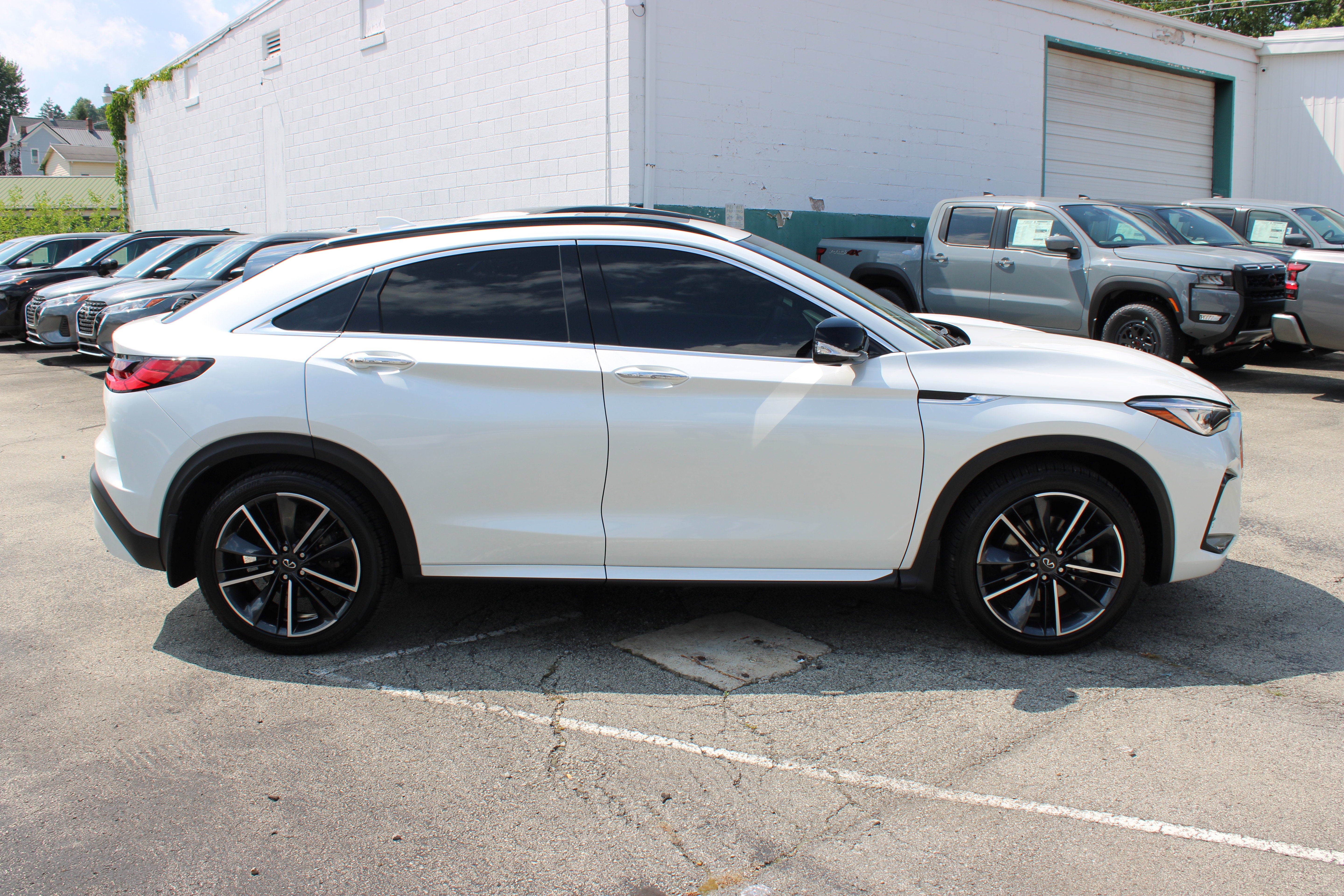2023 INFINITI QX55 SENSORY