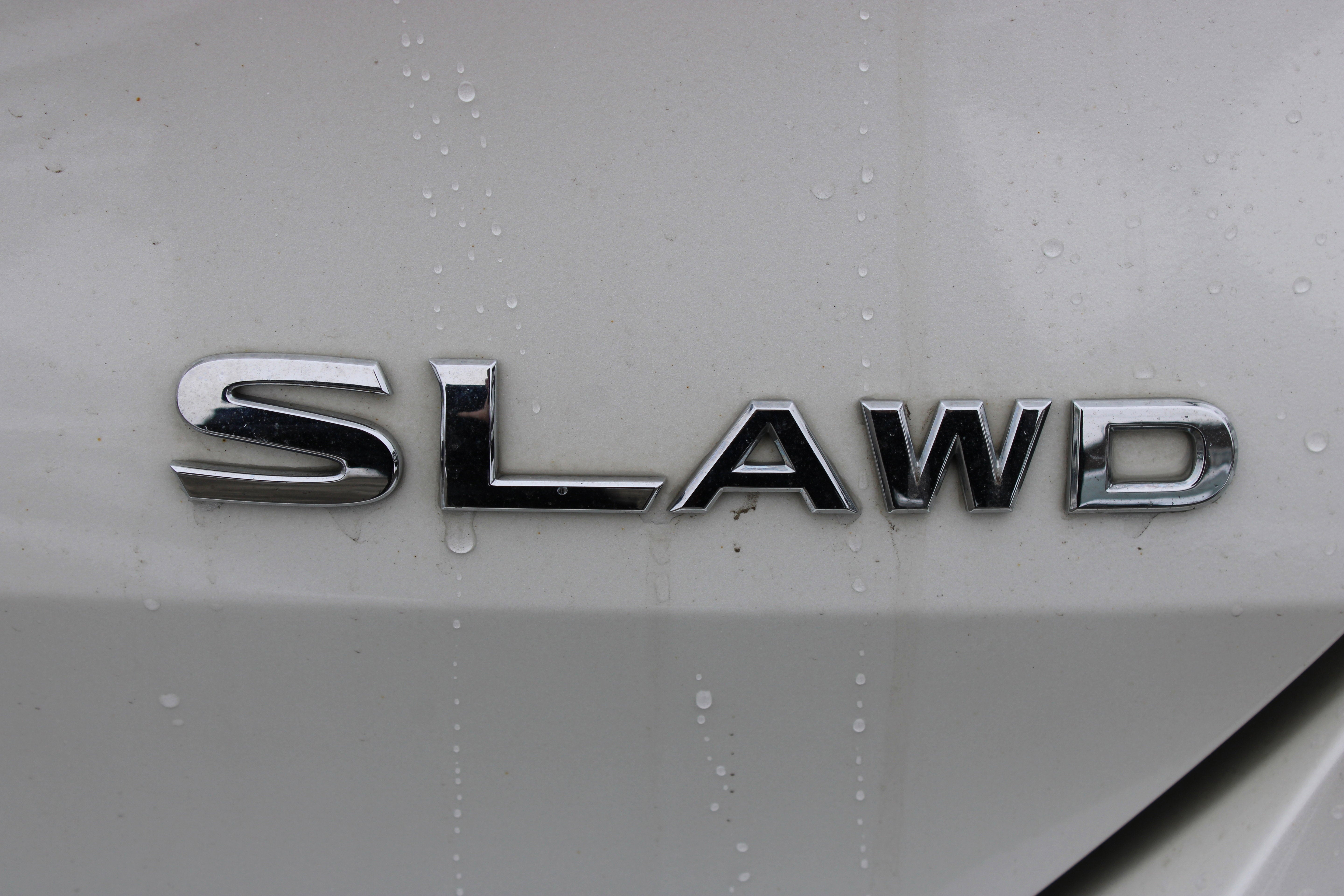 2020 Nissan Rogue SL