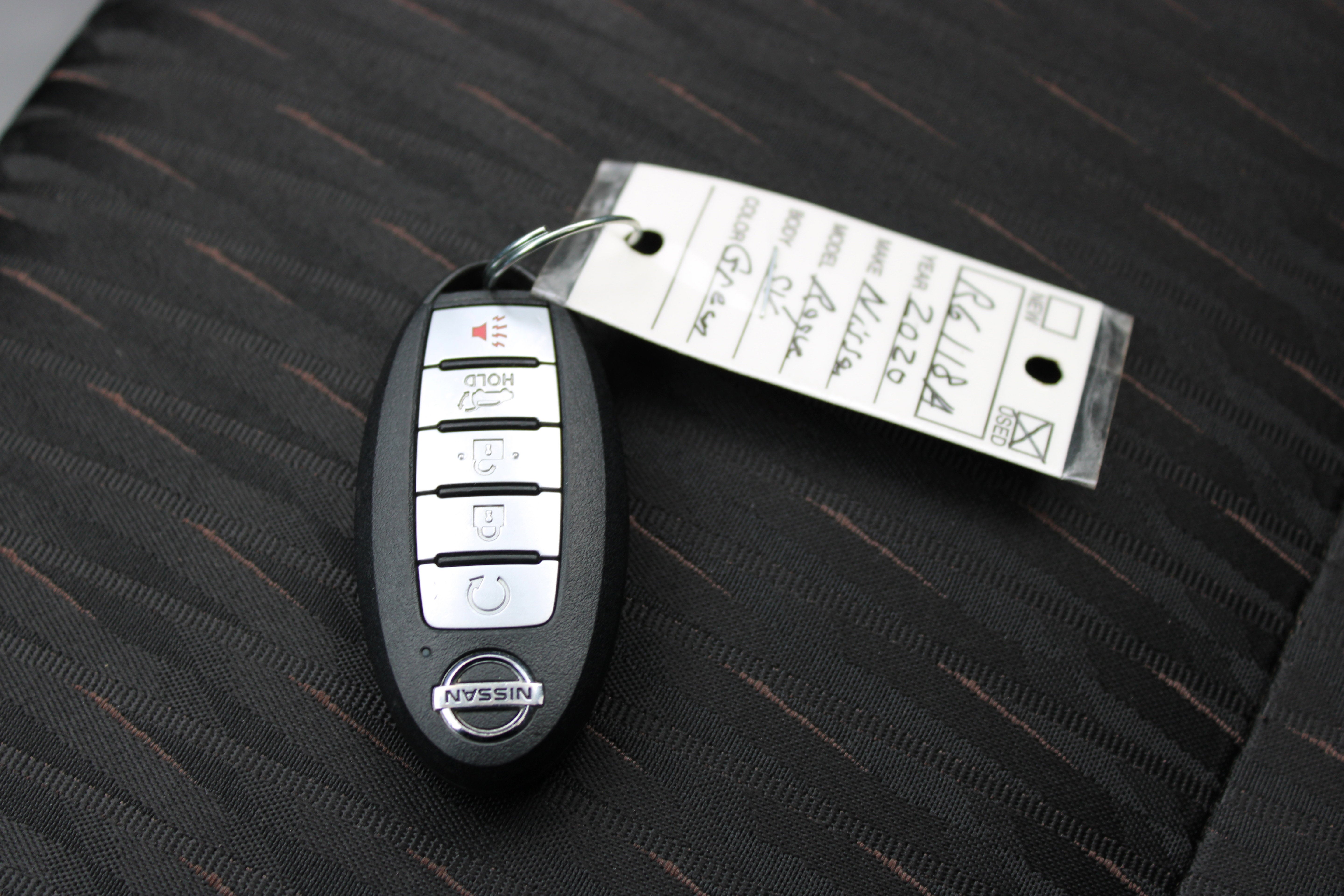 2020 Nissan Rogue SV