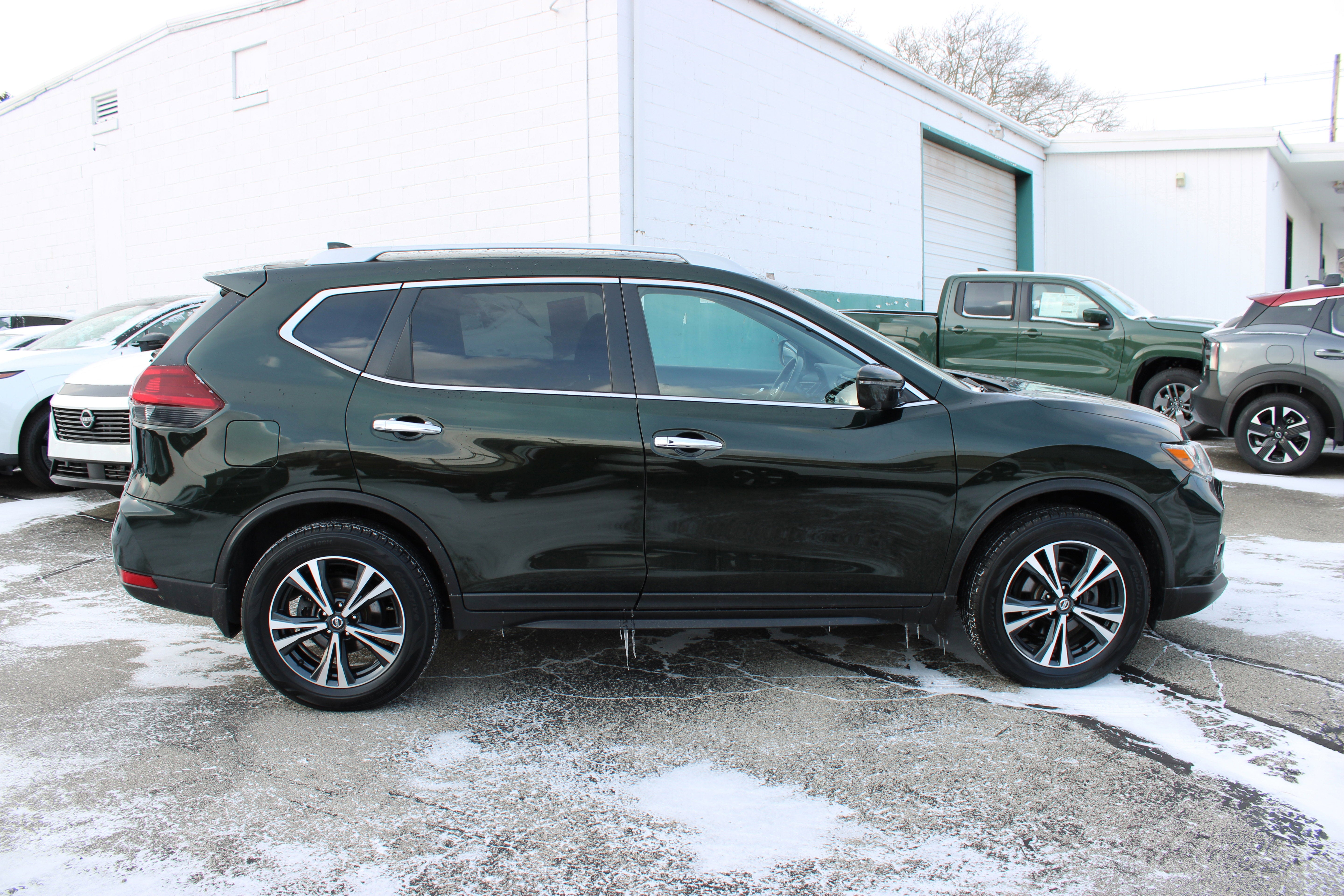 2020 Nissan Rogue SV