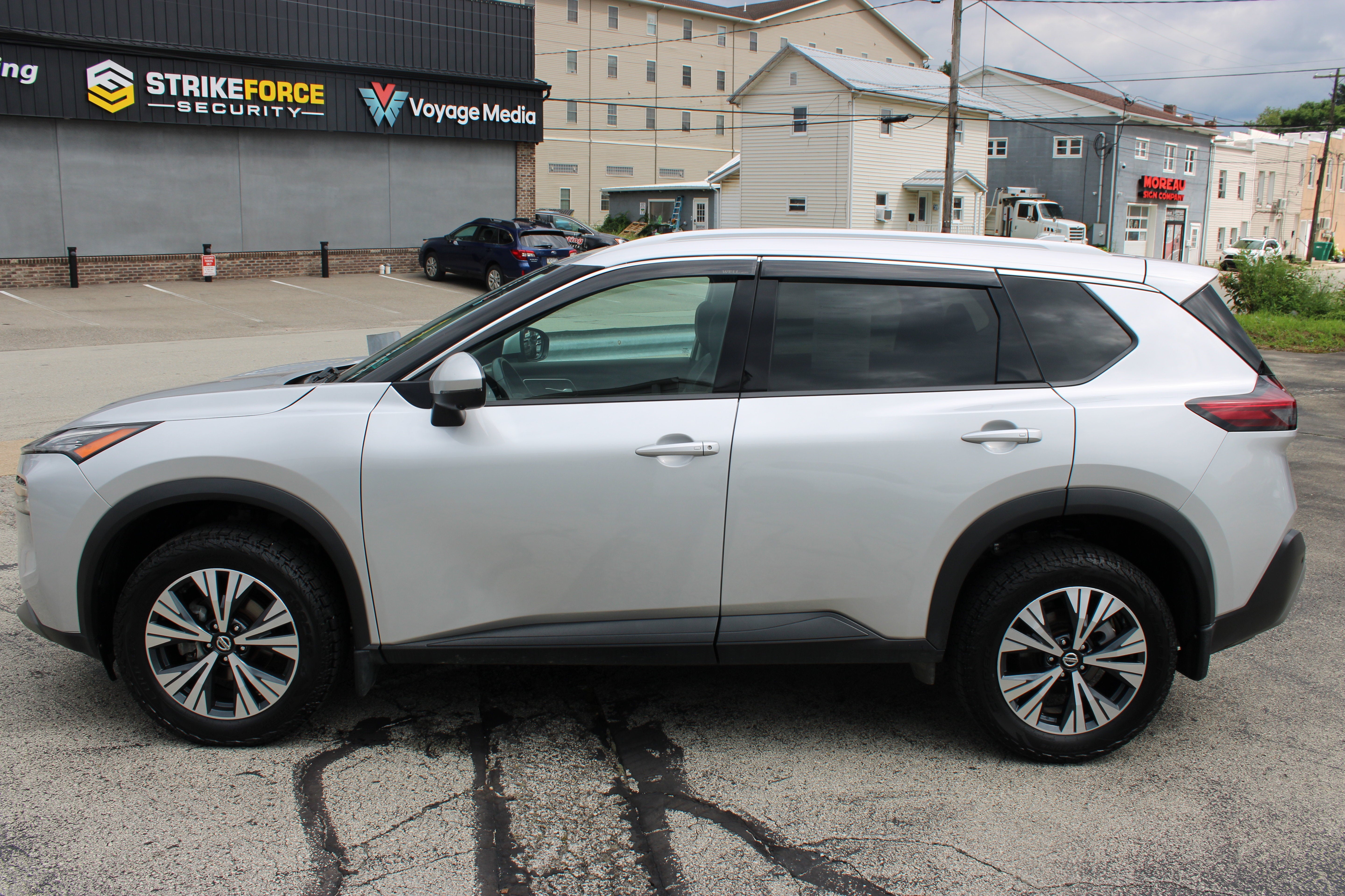 Used 2021 Nissan Rogue SV with VIN 5N1AT3BB8MC849367 for sale in Indiana, PA