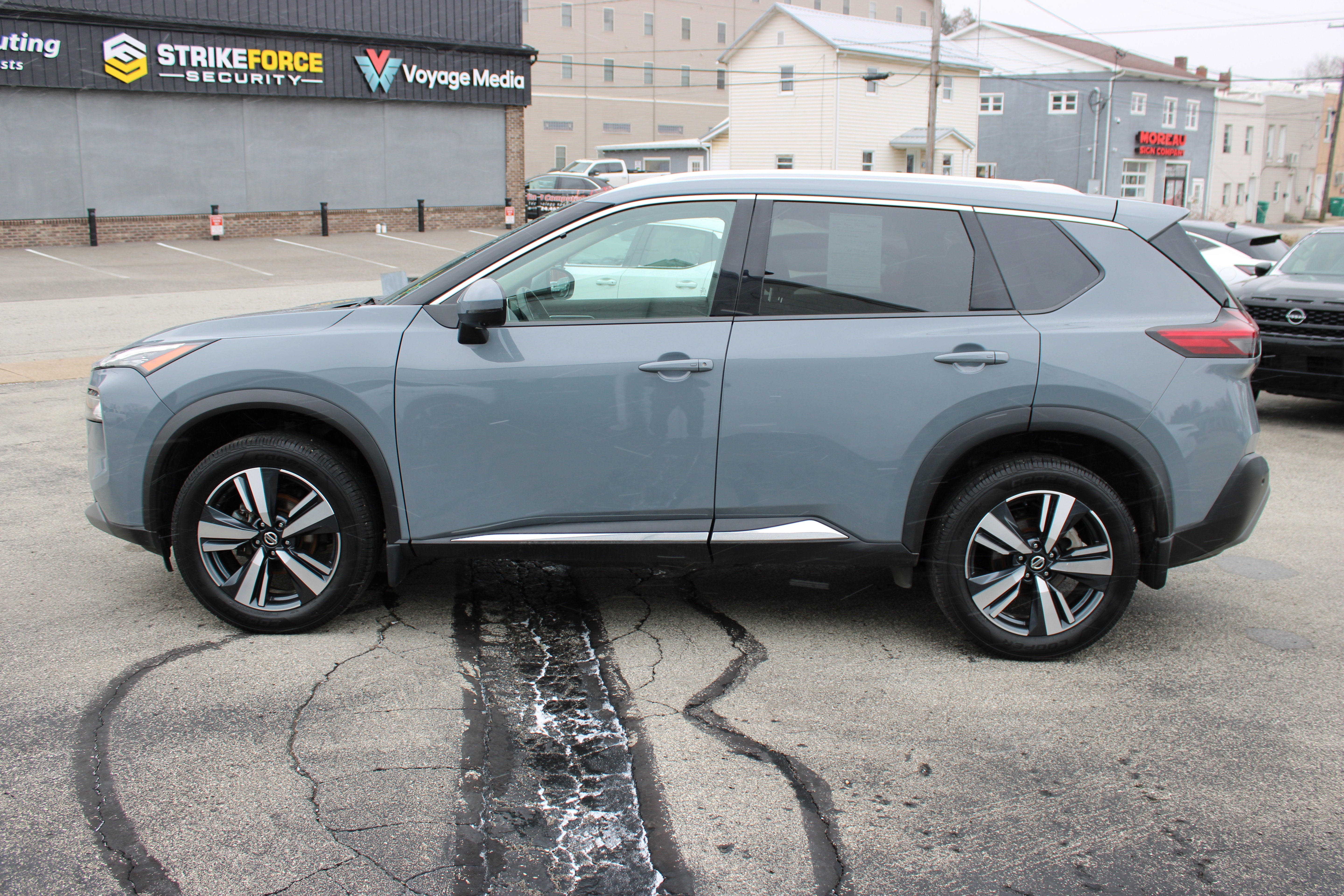 2021 Nissan Rogue SL