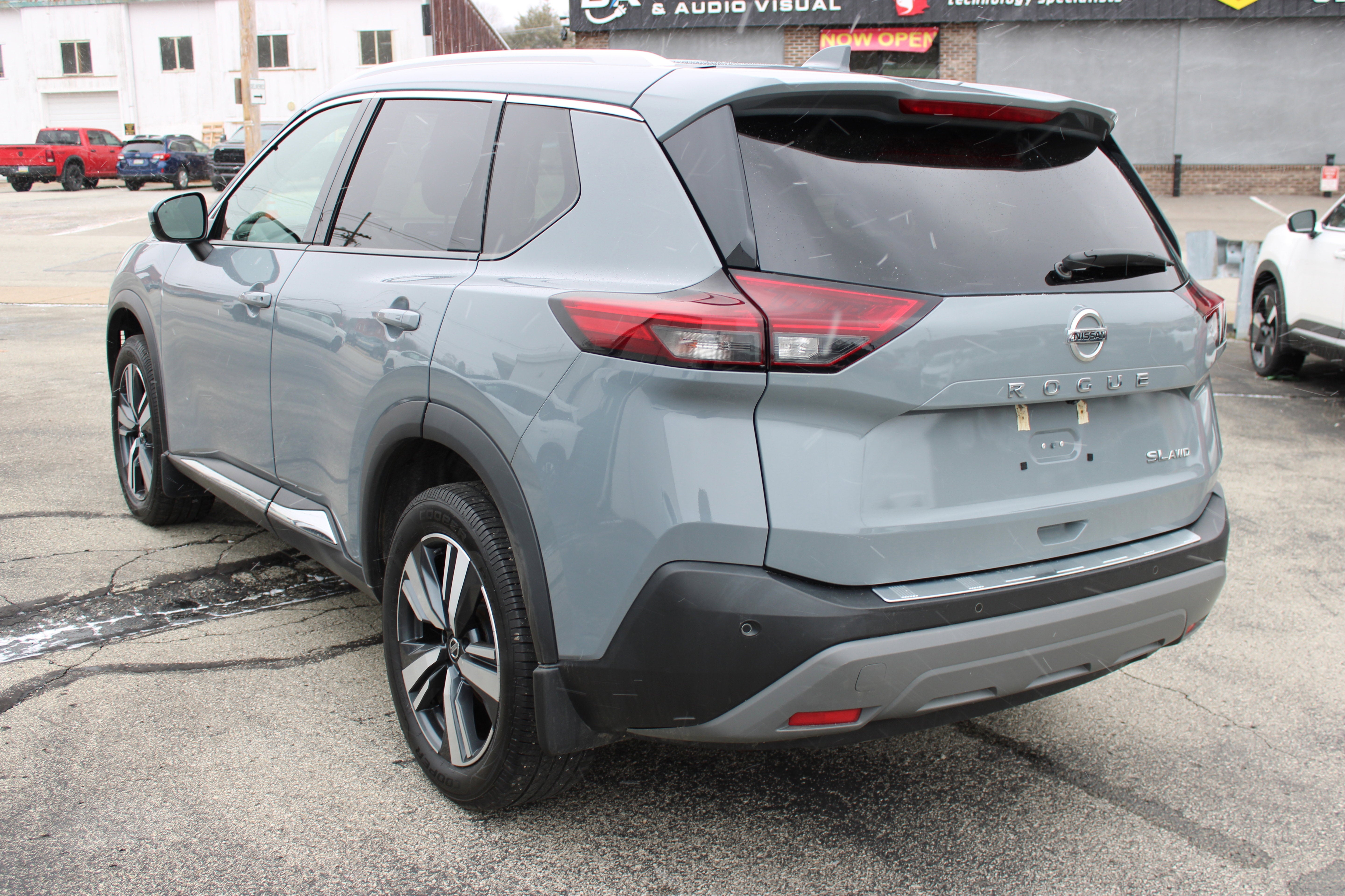 2021 Nissan Rogue SL