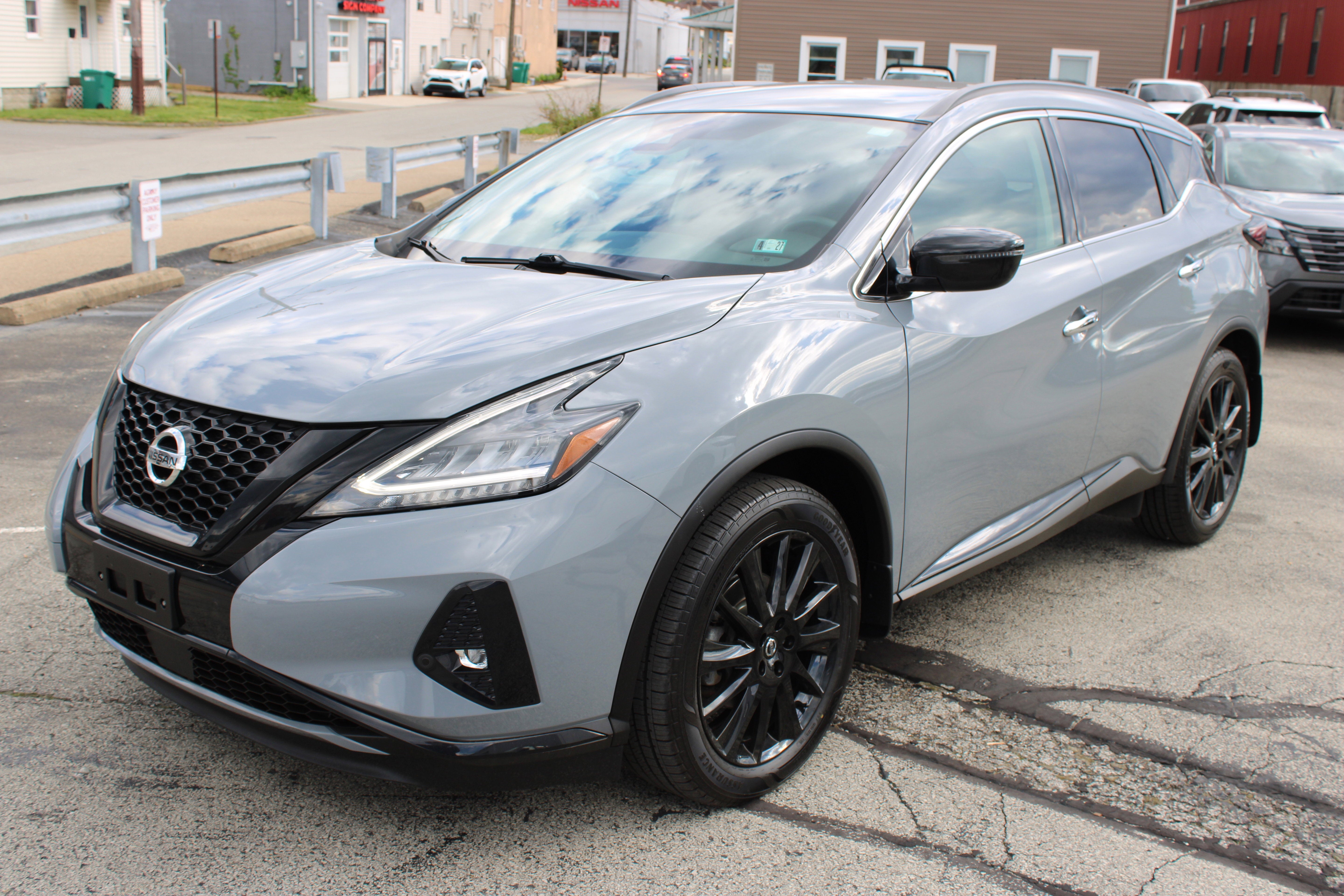 2022 Nissan Murano SV