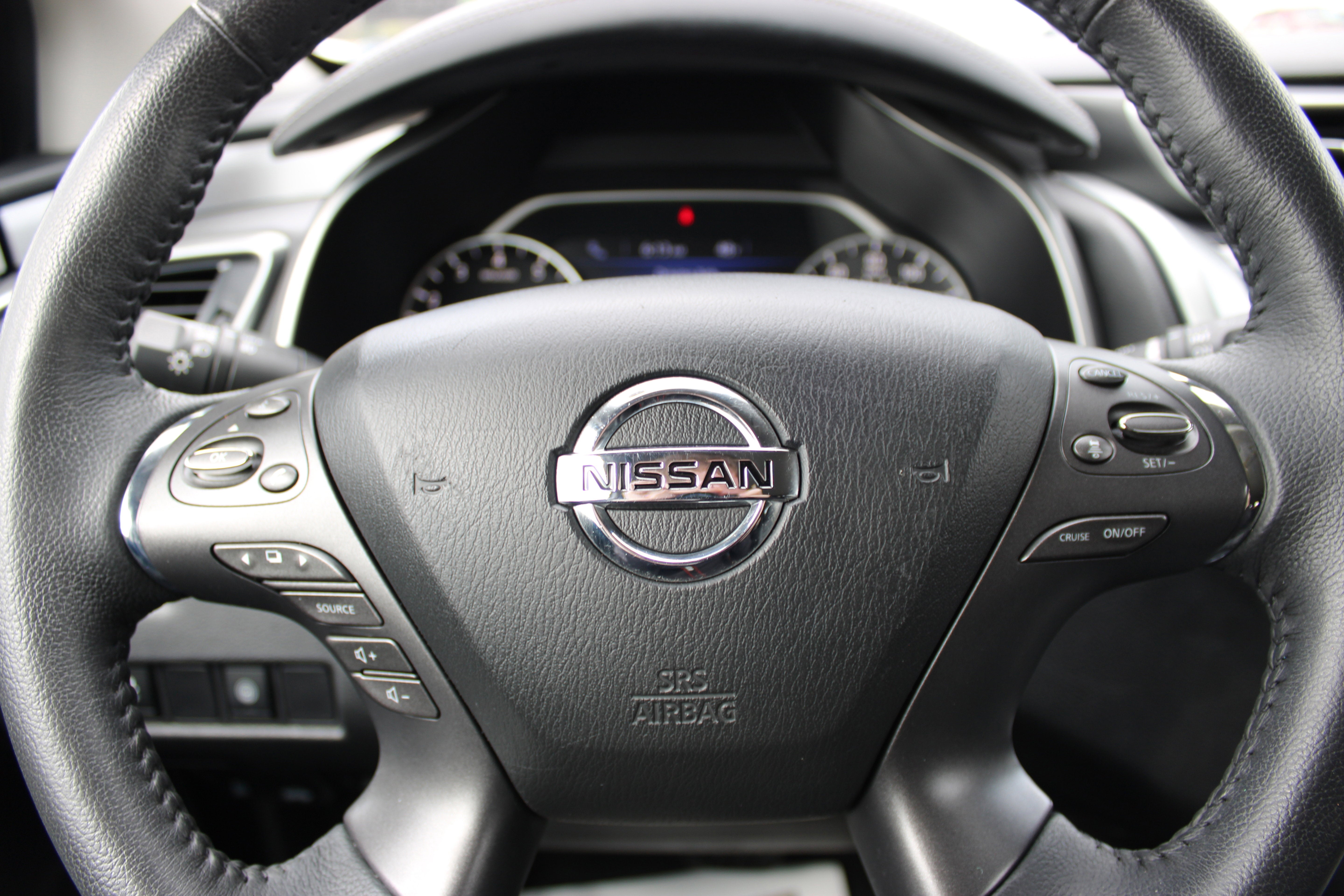 2022 Nissan Murano SV
