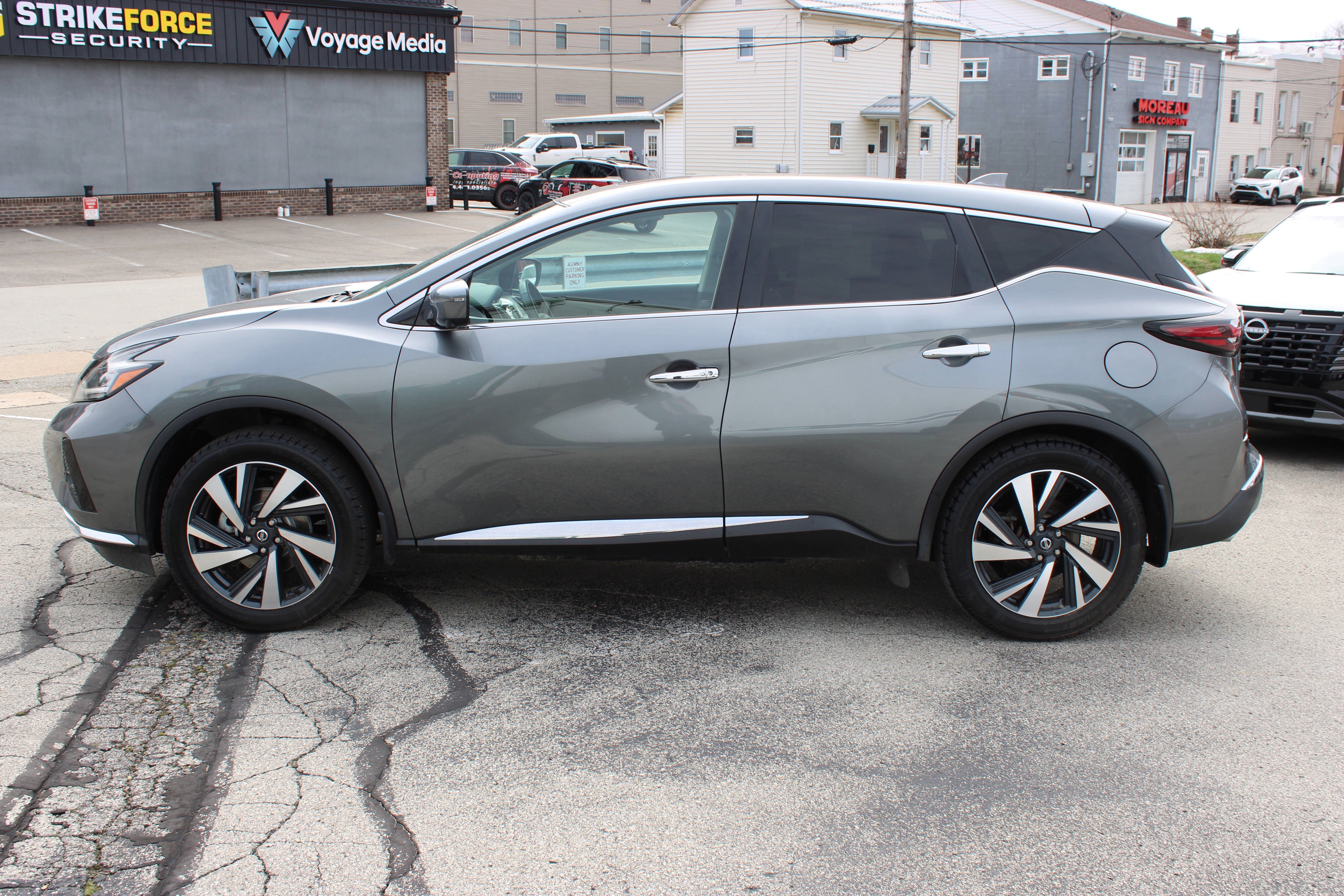 2022 Nissan Murano SL