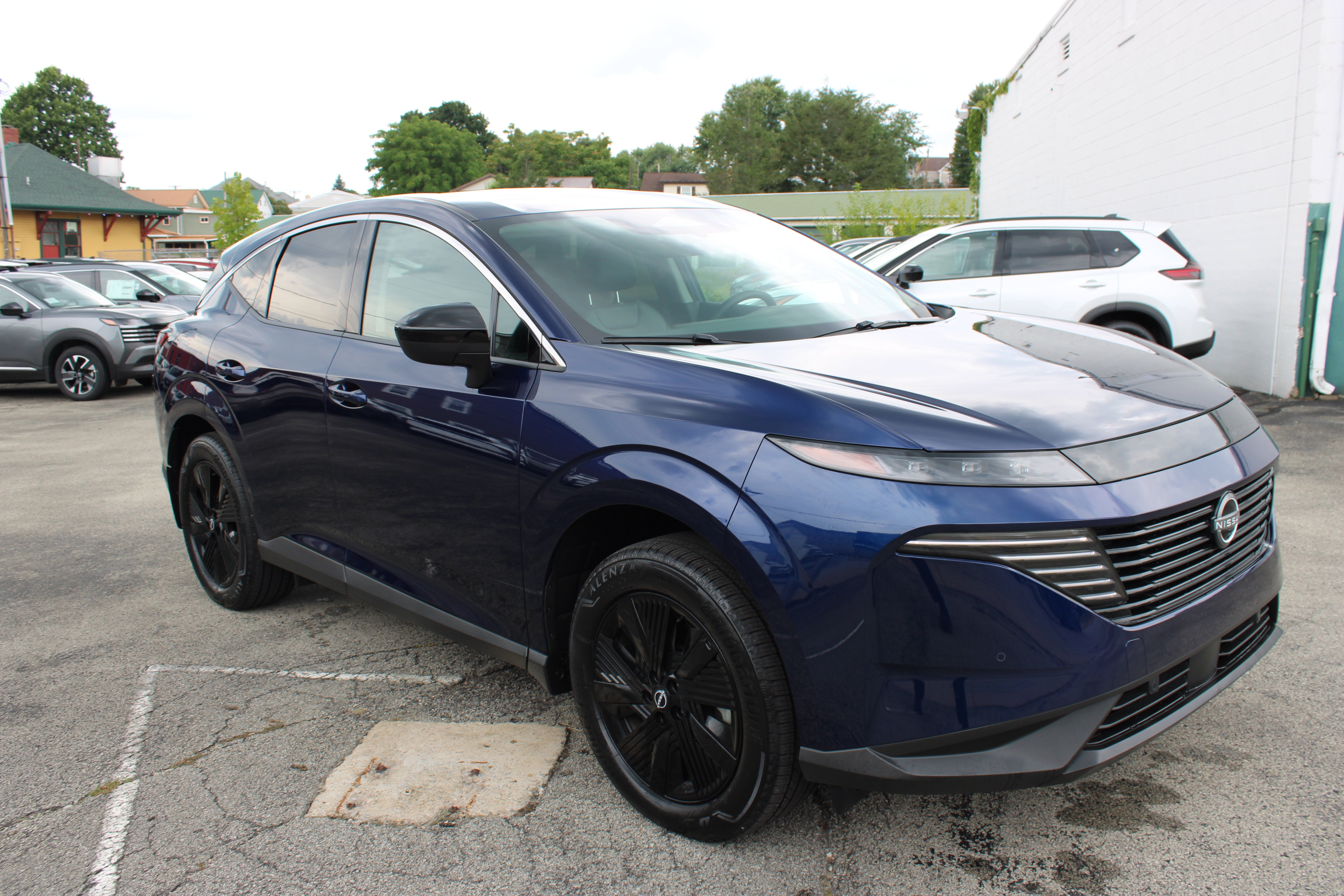 2025 Nissan Murano SV