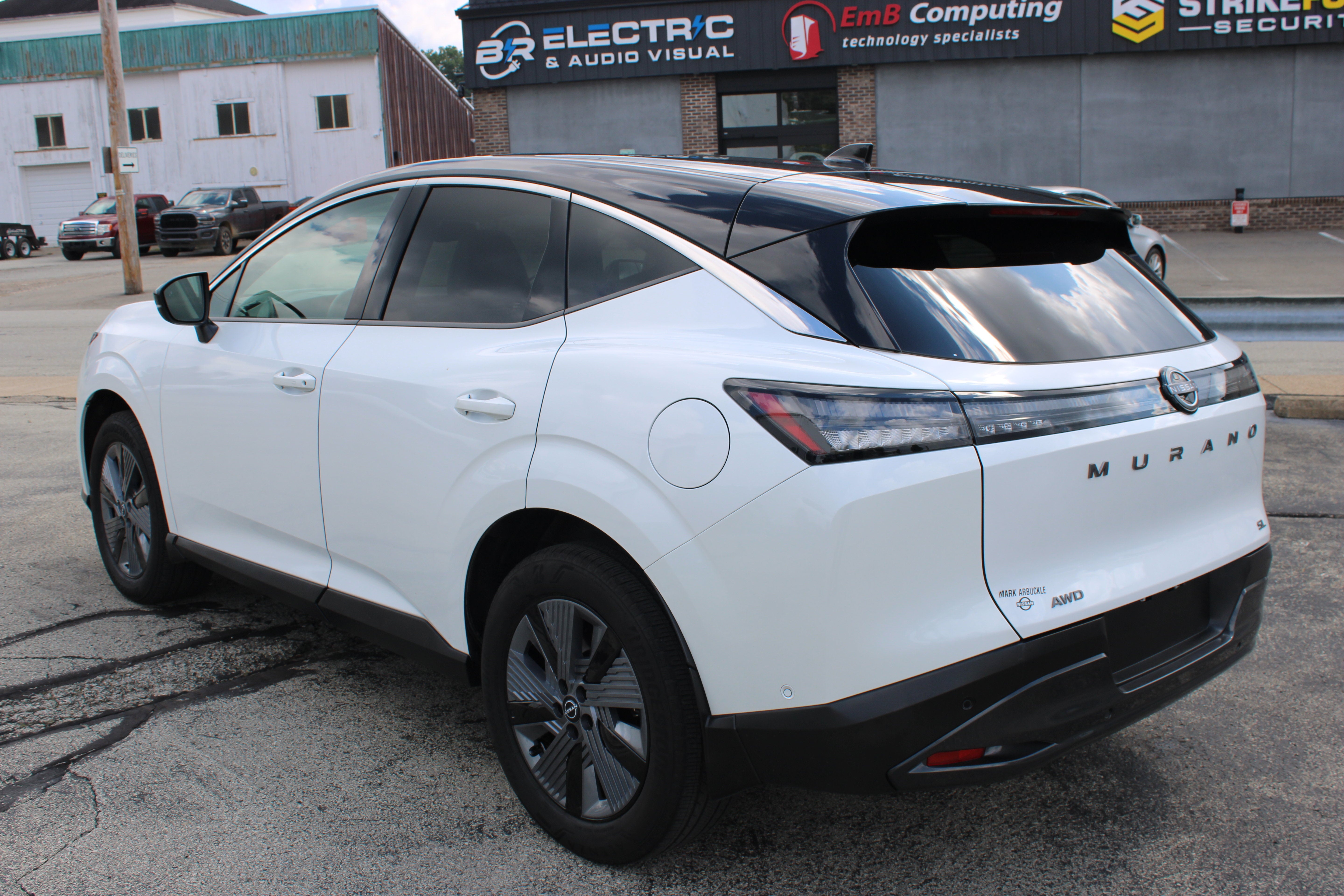 2025 Nissan Murano SL