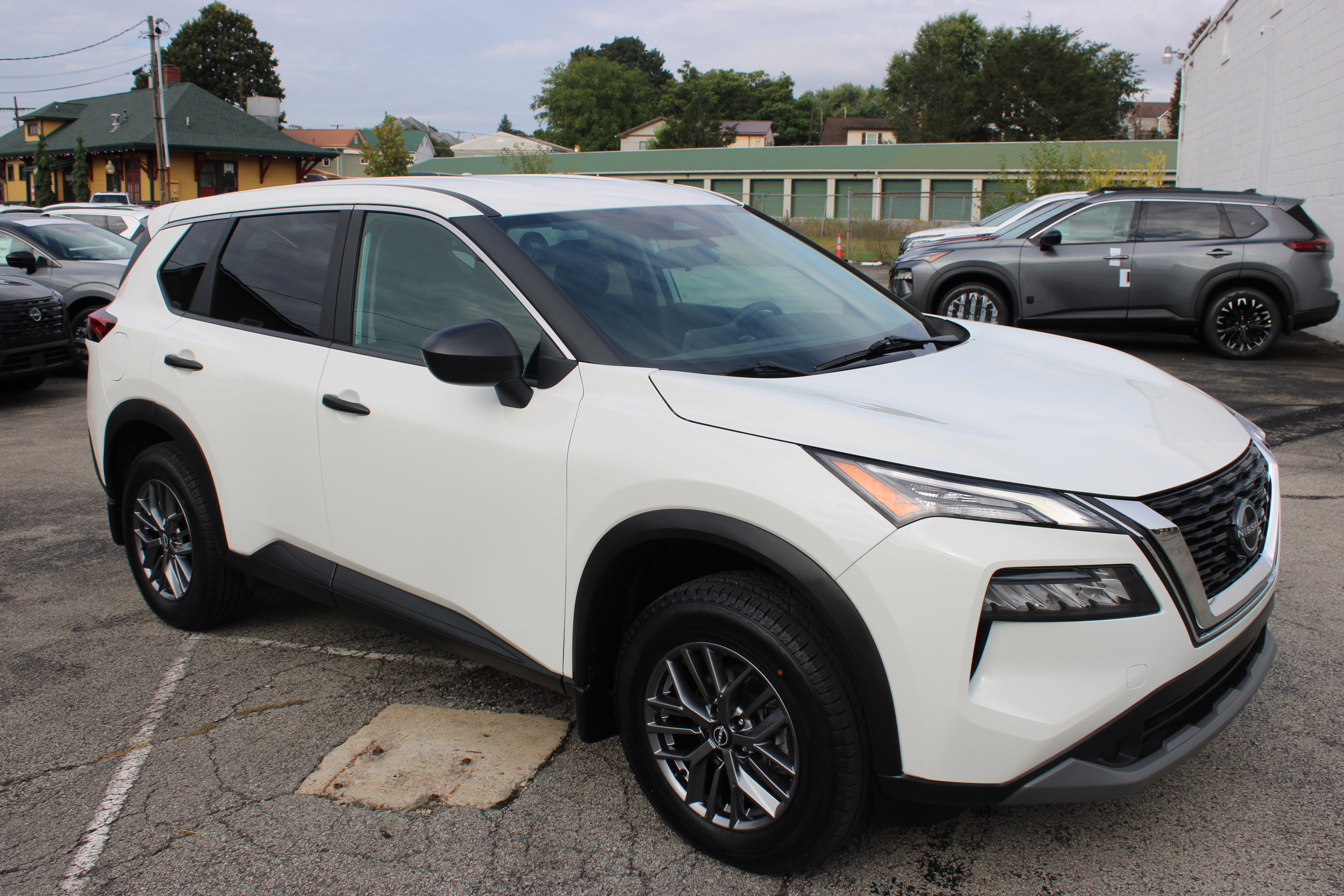 2023 Nissan Rogue S