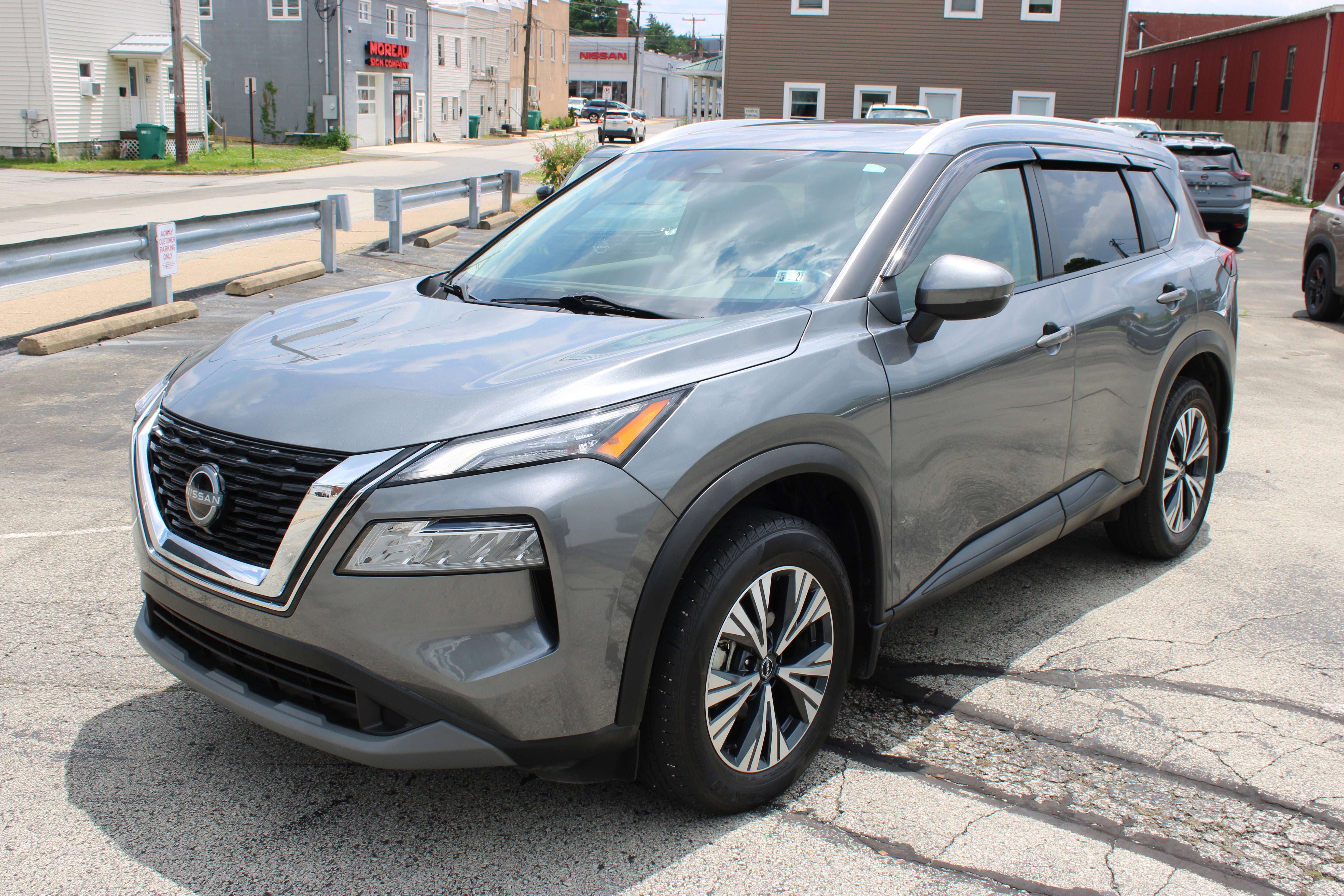 2022 Nissan Rogue SV