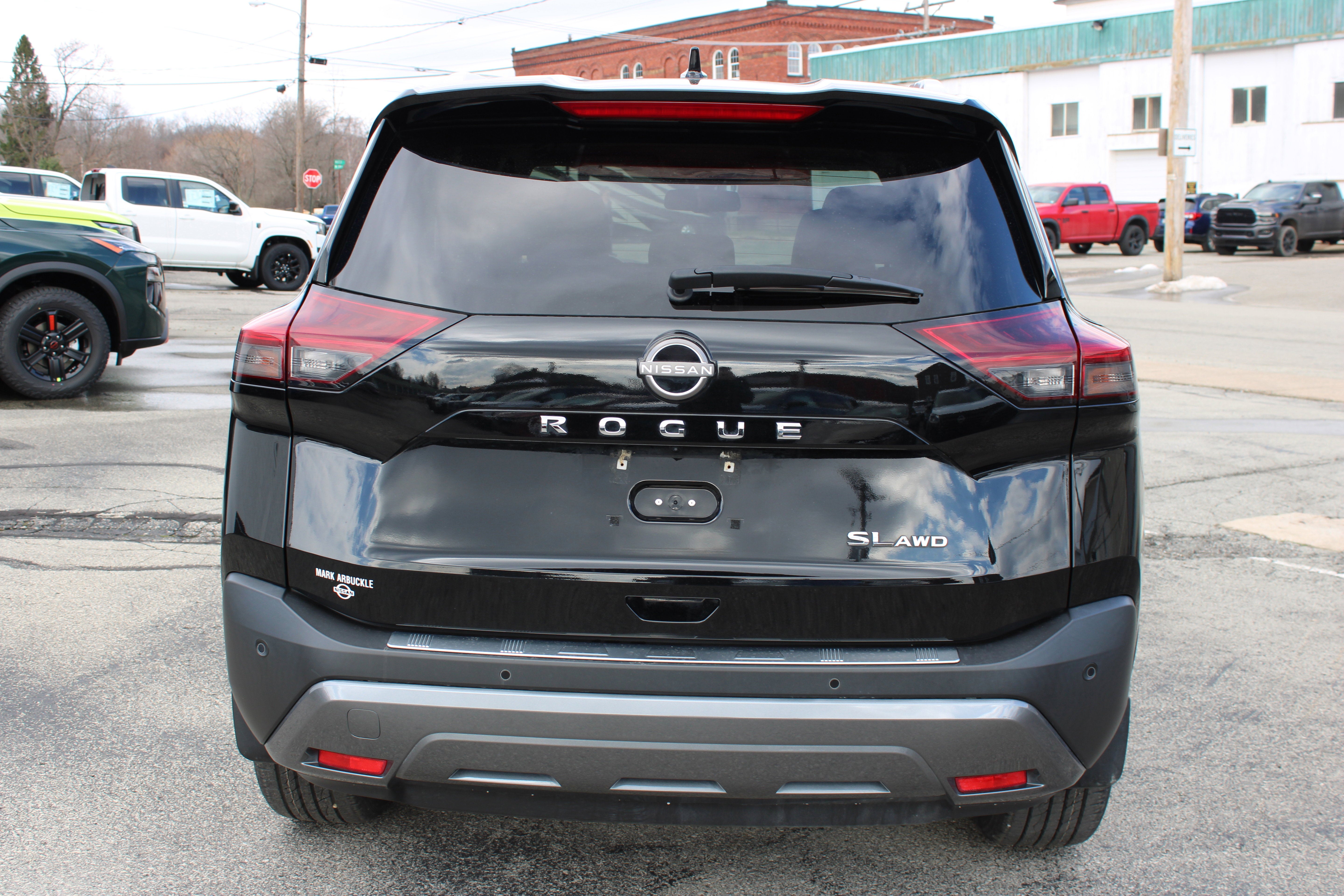 2023 Nissan Rogue SL