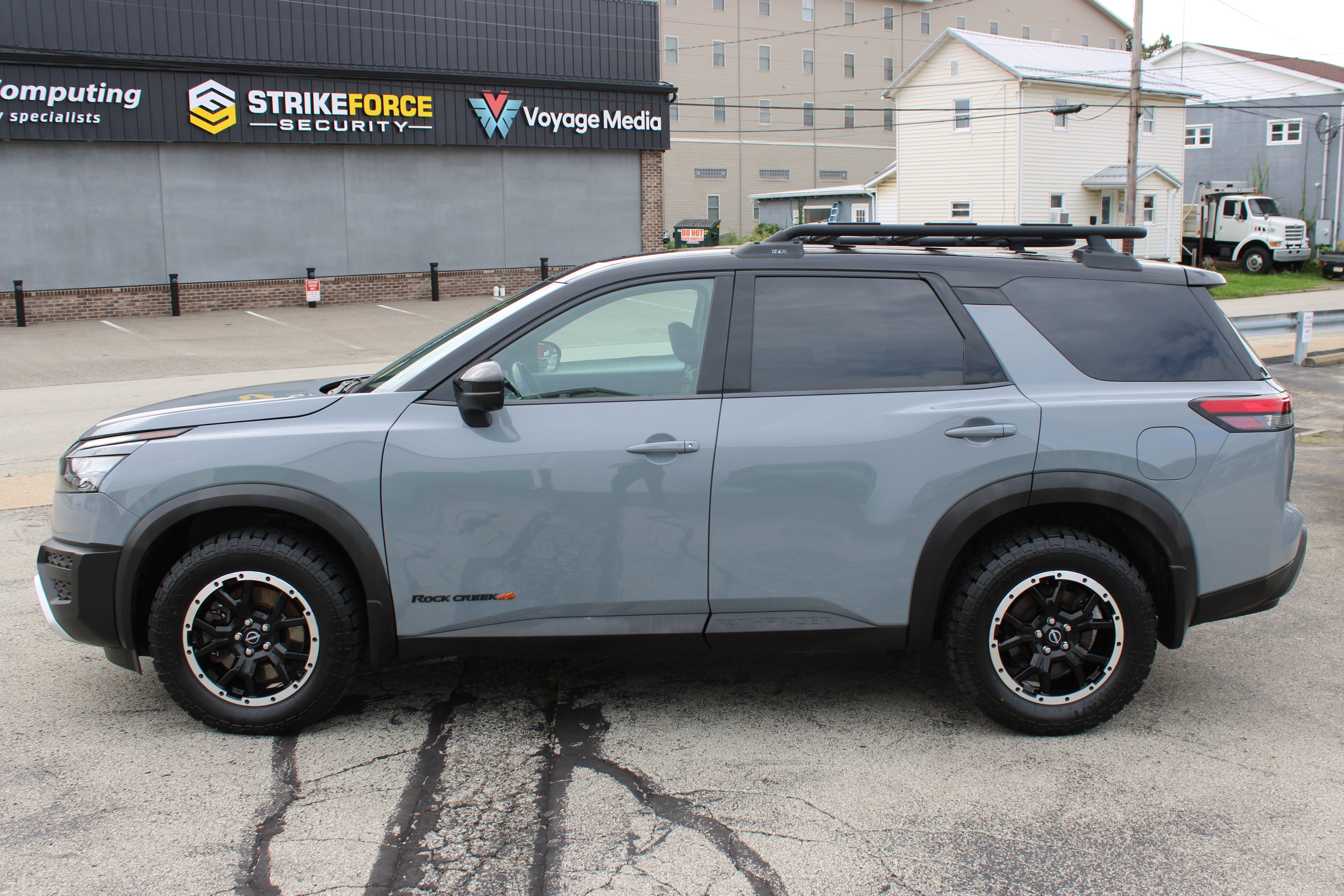 2023 Nissan Pathfinder Rock Creek
