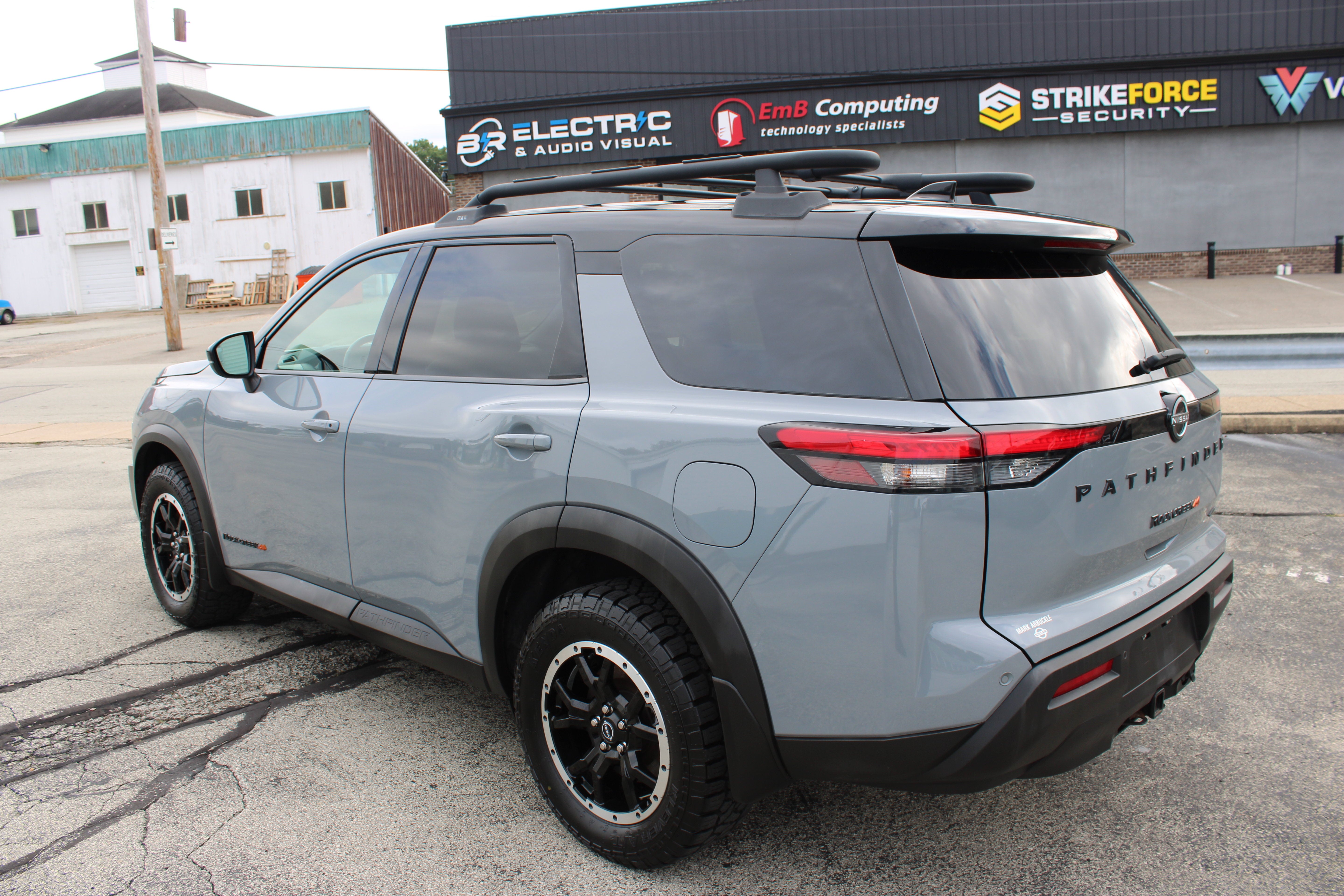 2023 Nissan Pathfinder Rock Creek