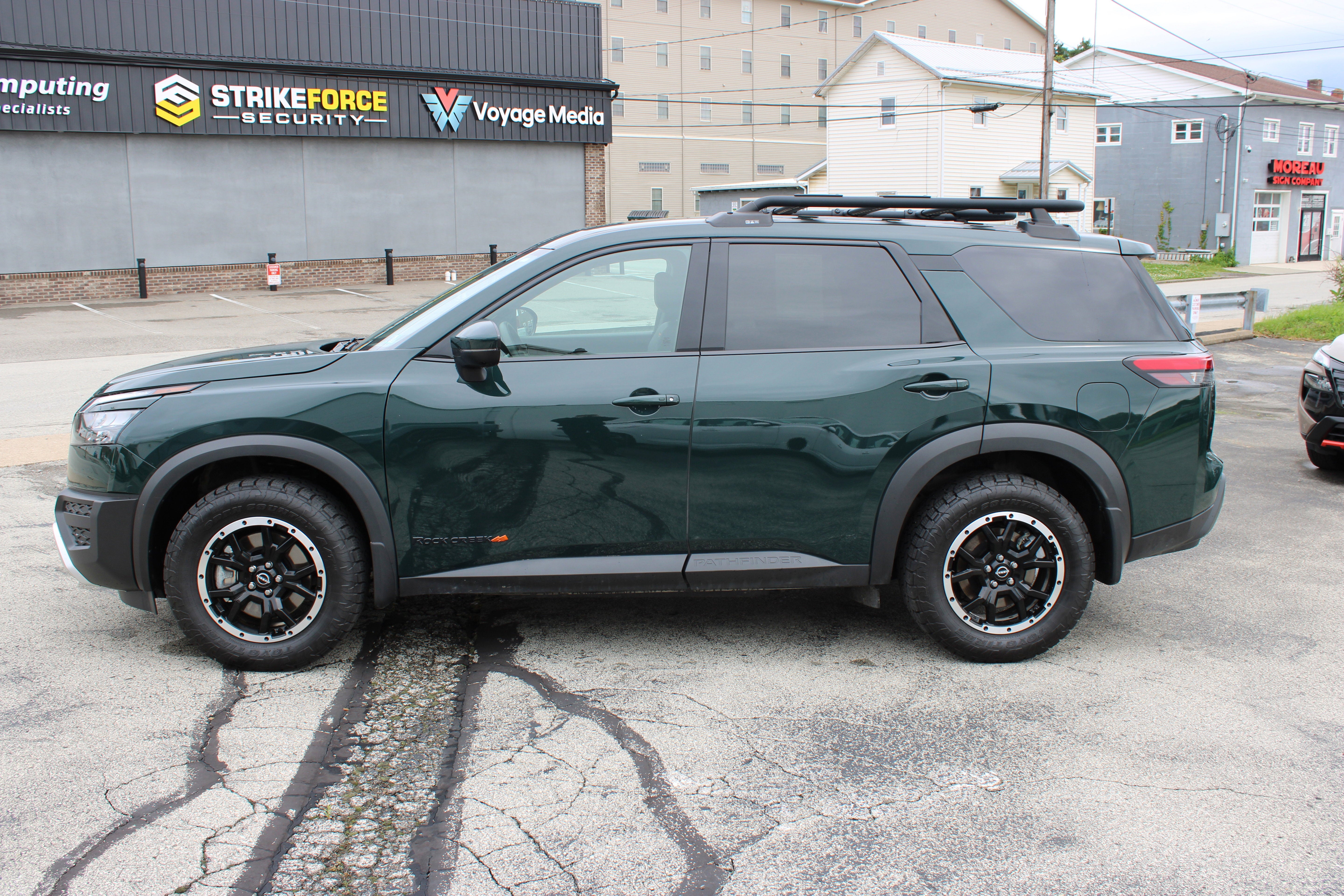 2025 Nissan Pathfinder Rock Creek