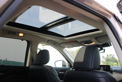 2024 Nissan Pathfinder Platinum