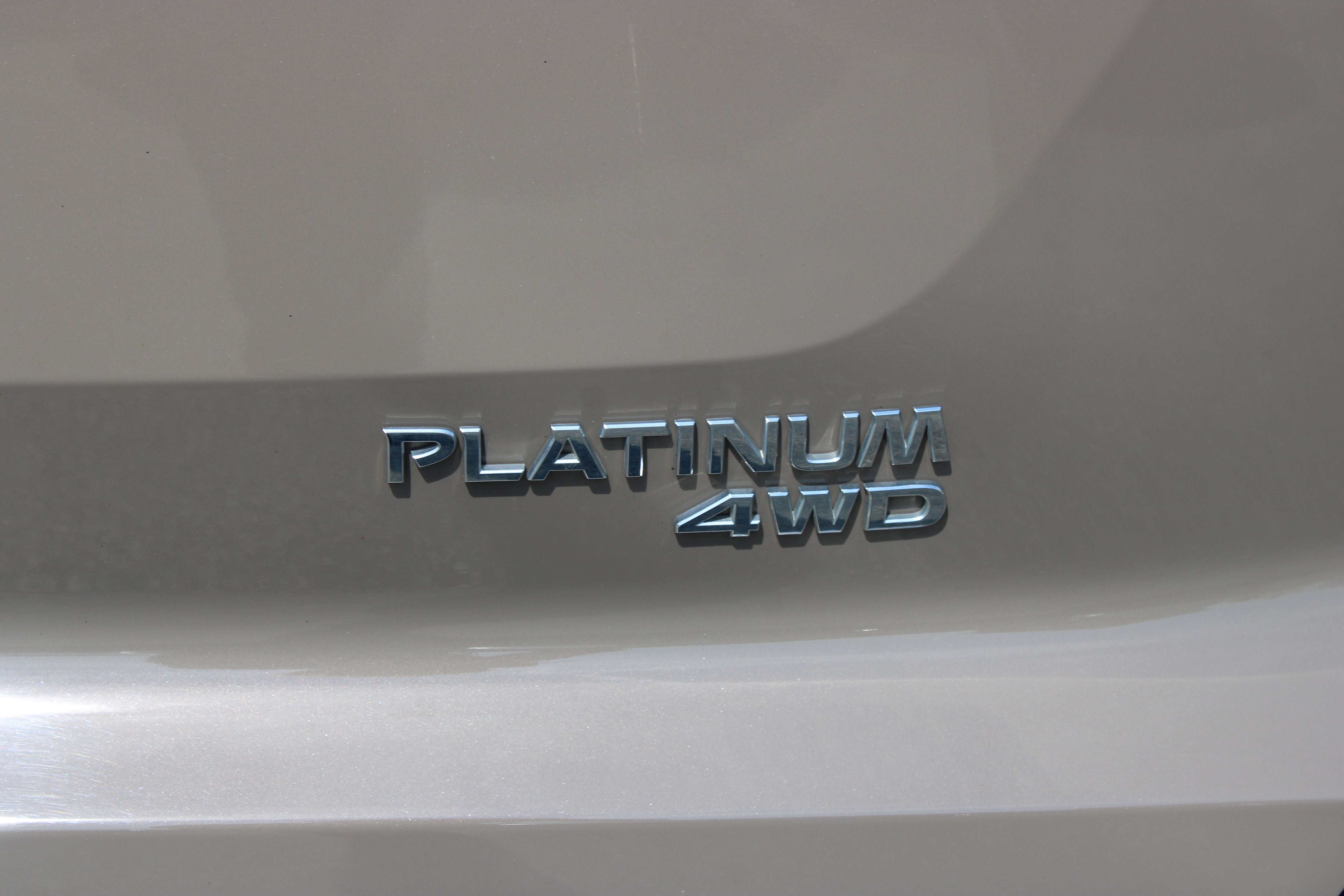2024 Nissan Pathfinder Platinum