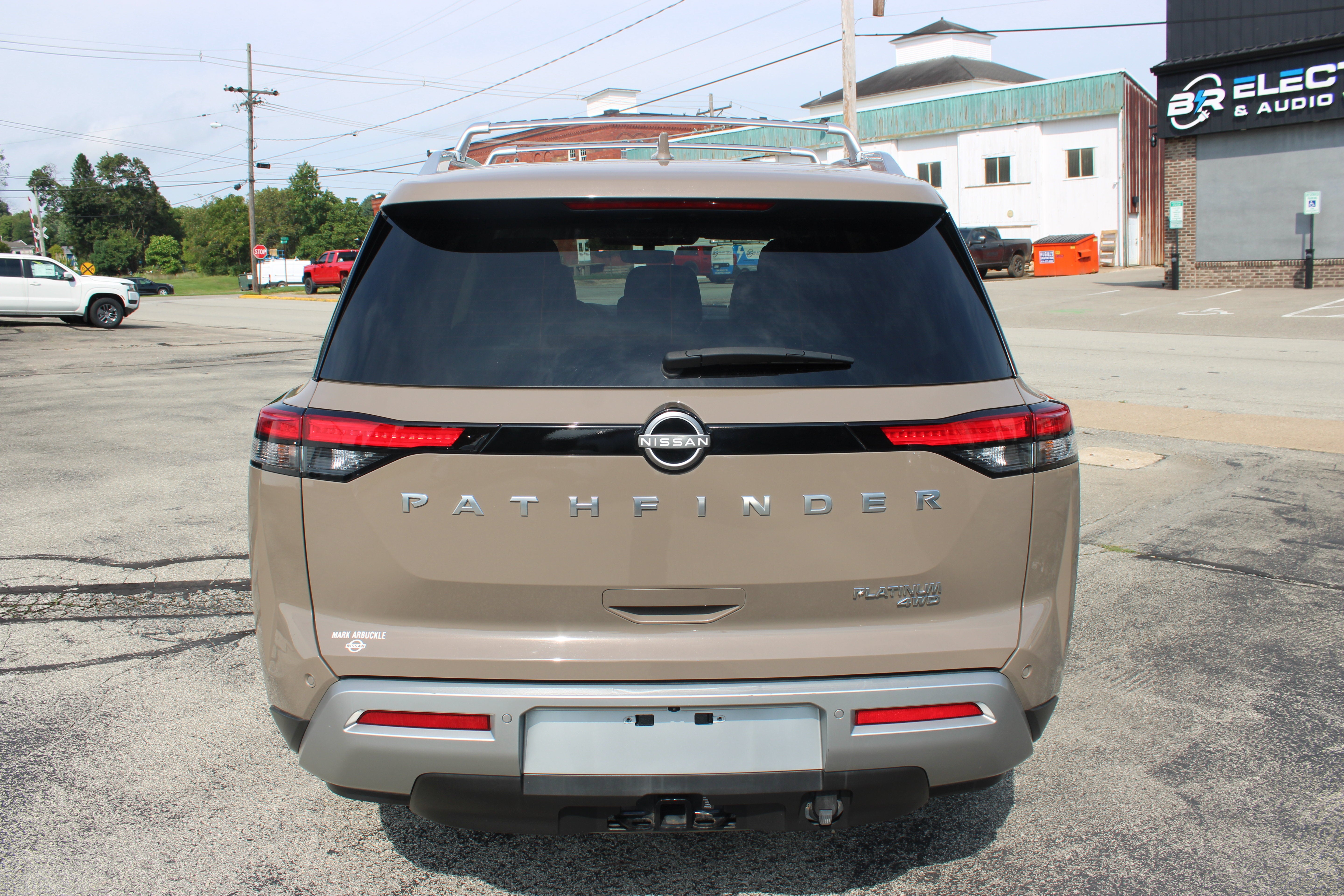 2024 Nissan Pathfinder Platinum