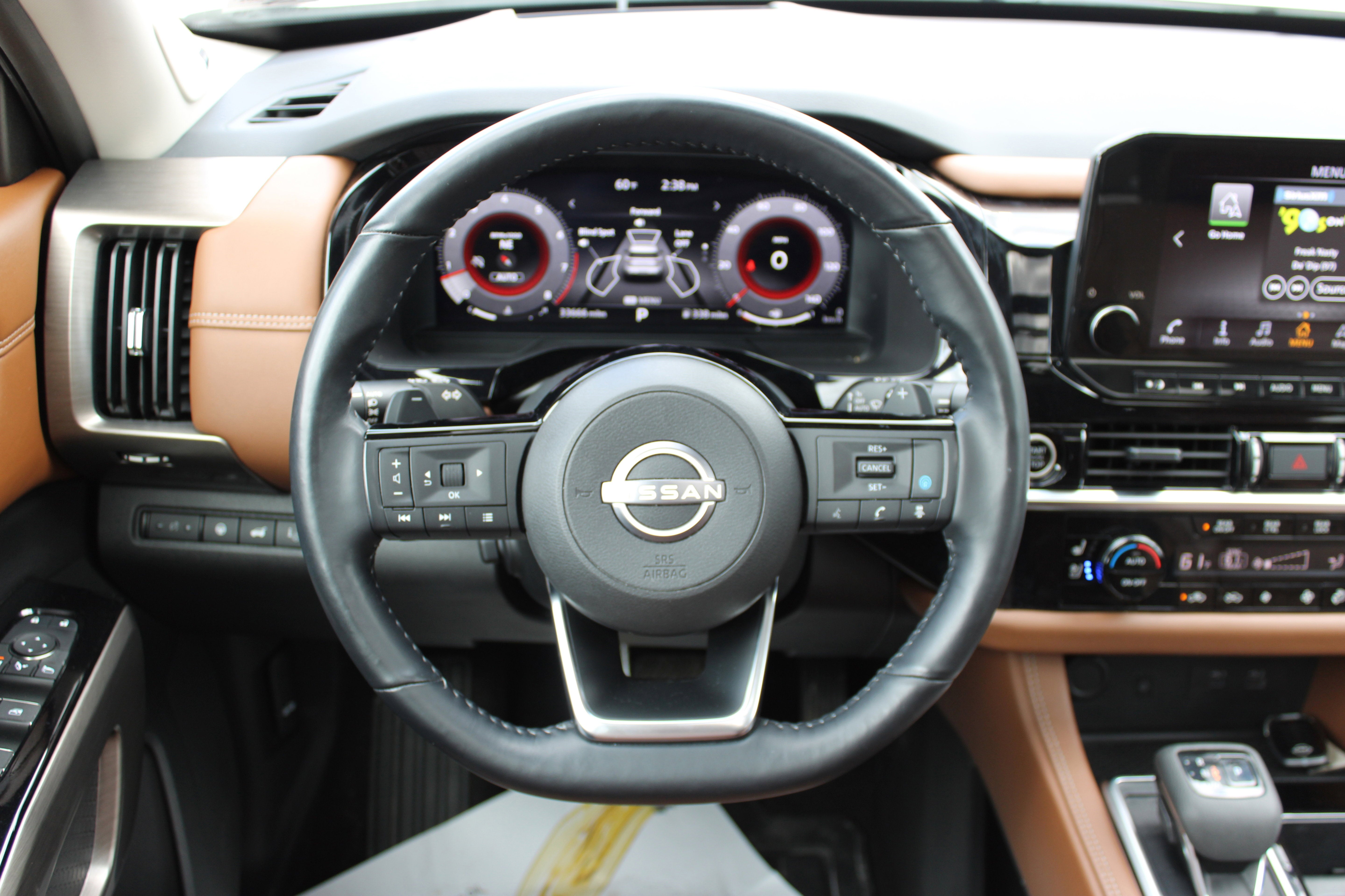 2023 Nissan Pathfinder Platinum