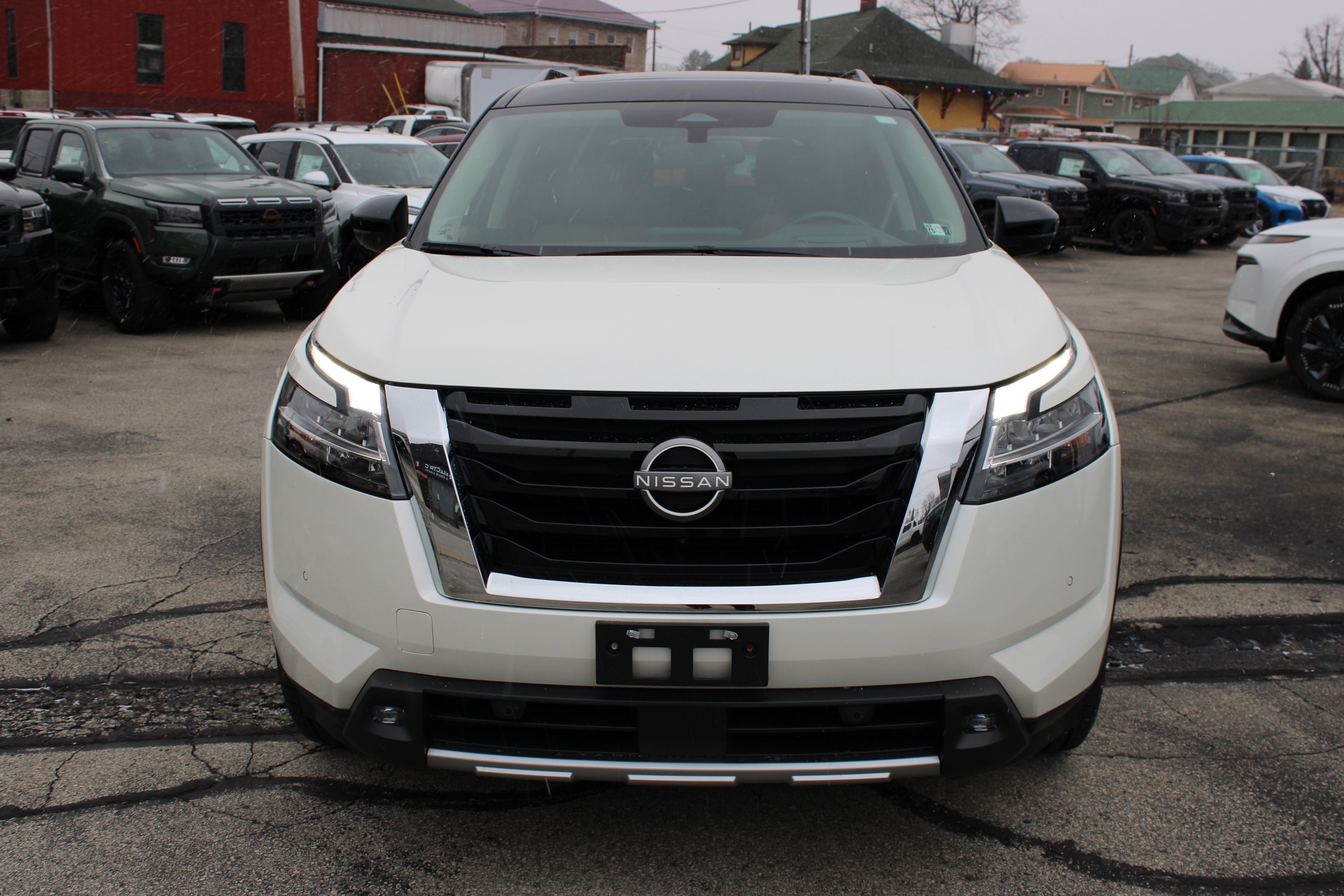 2022 Nissan Pathfinder Platinum