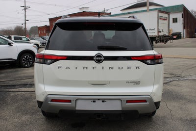 2022 Nissan Pathfinder Platinum