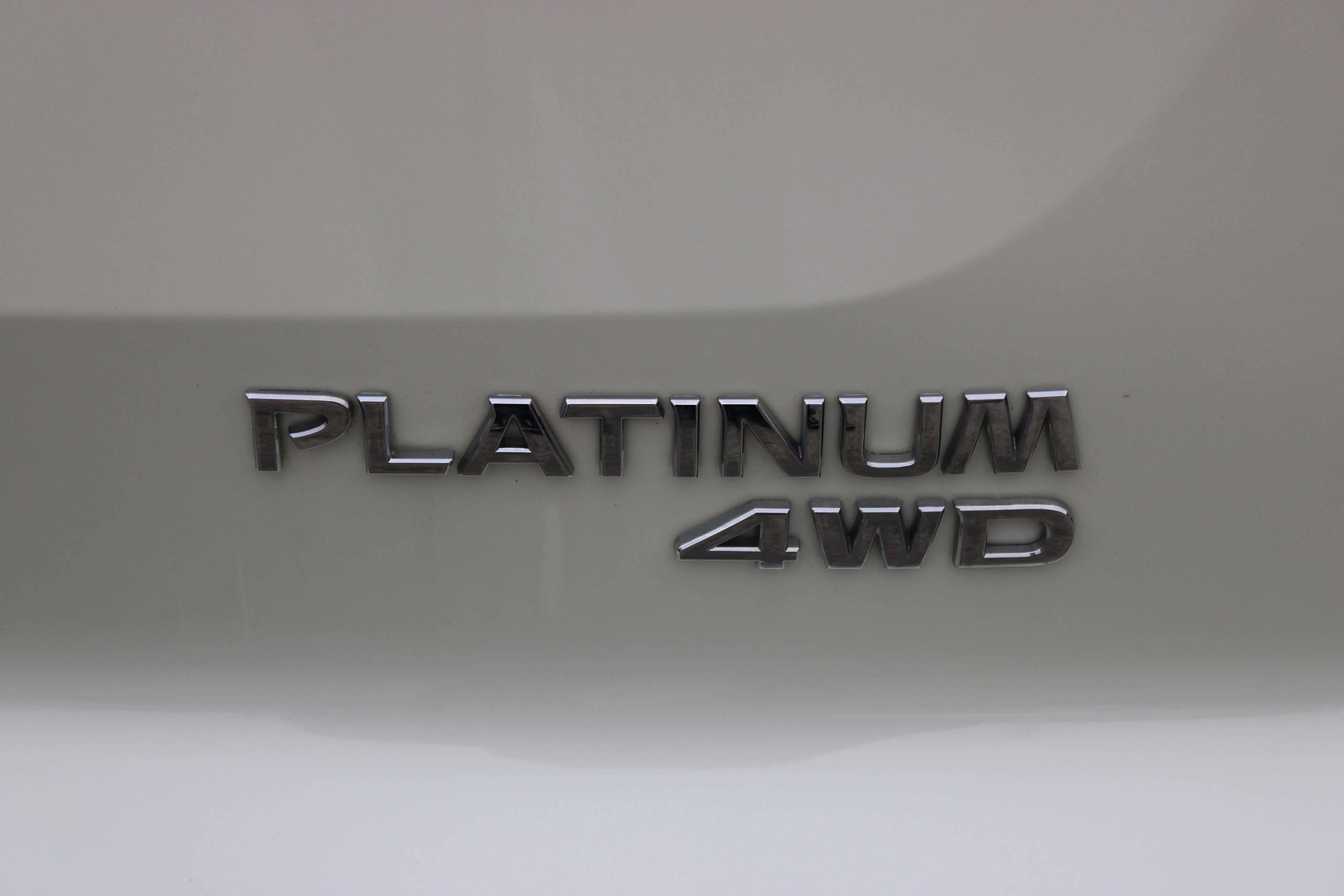 2022 Nissan Pathfinder Platinum
