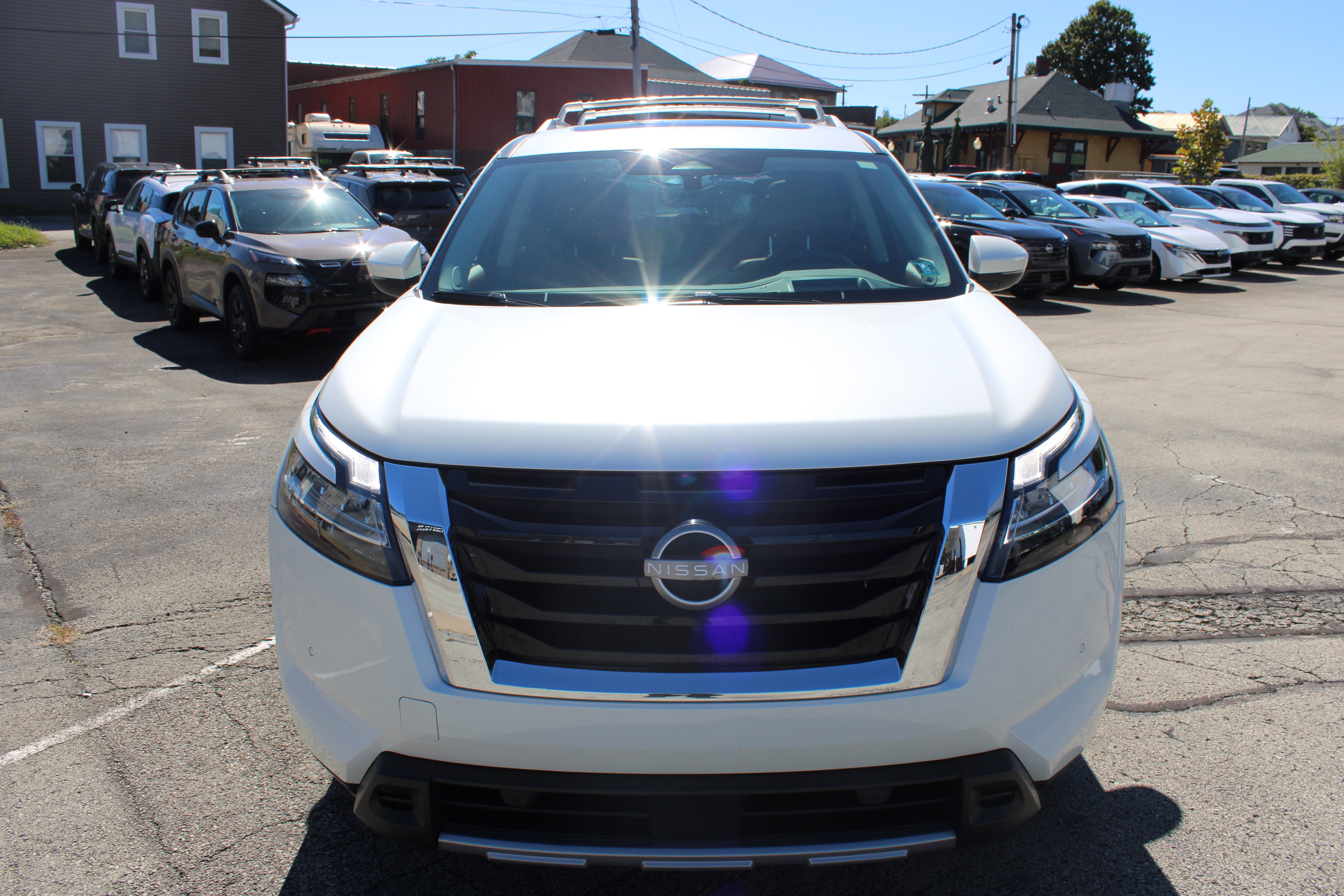 2024 Nissan Pathfinder Platinum