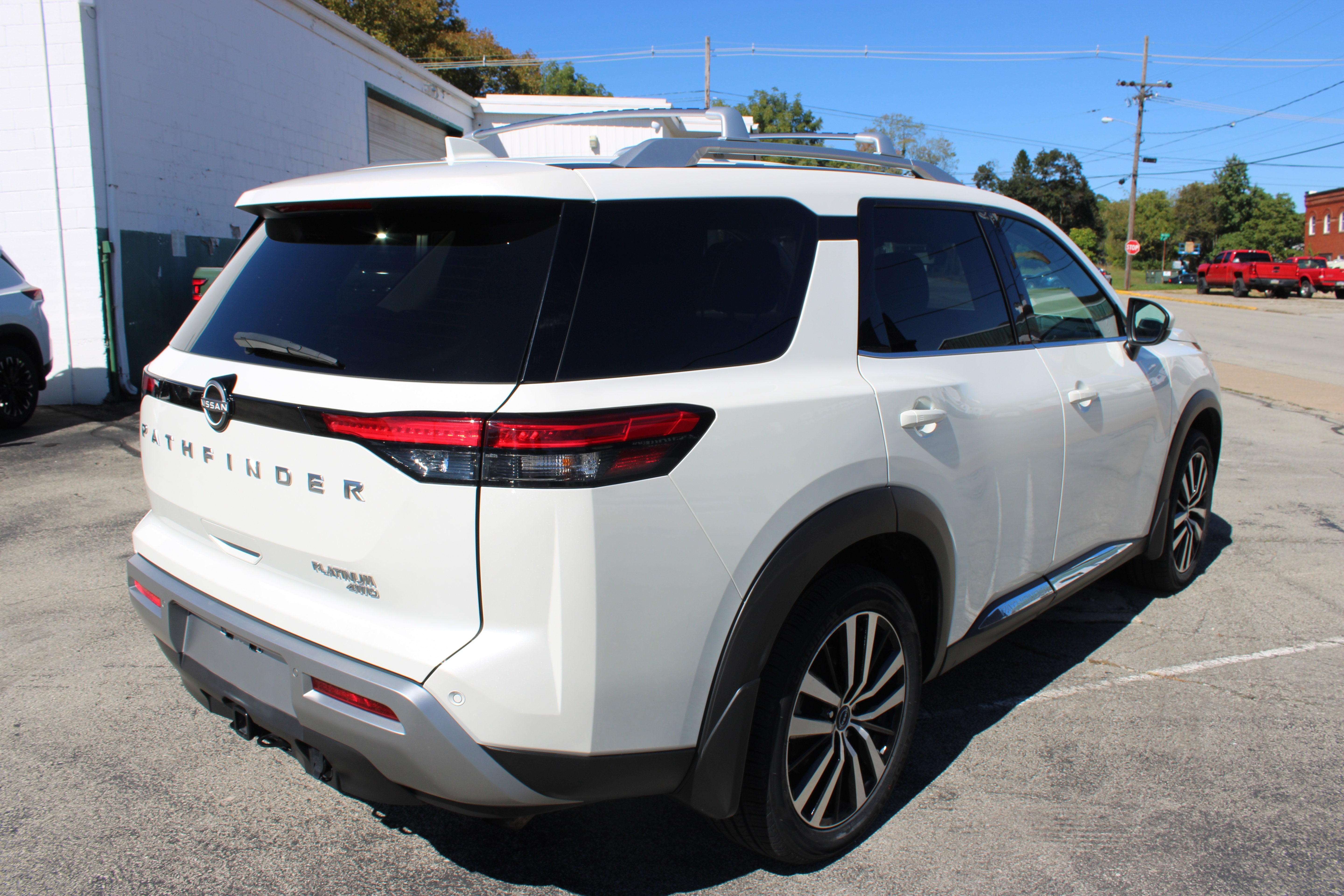 2024 Nissan Pathfinder Platinum