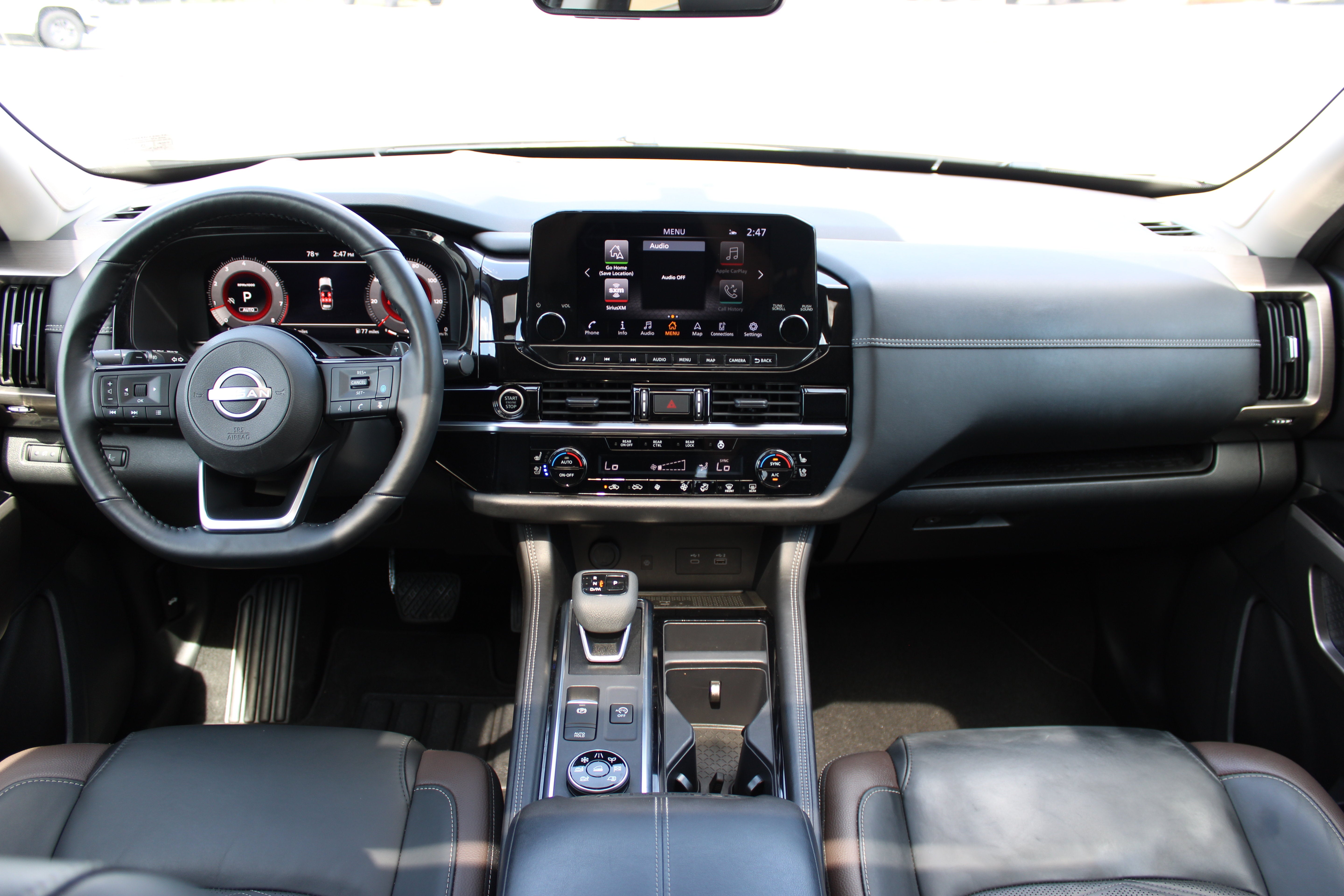 2023 Nissan Pathfinder Platinum