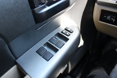 2013 Toyota Tundra 4WD Truck Double Cab 5.7L V8 6-Spd AT (Natl)