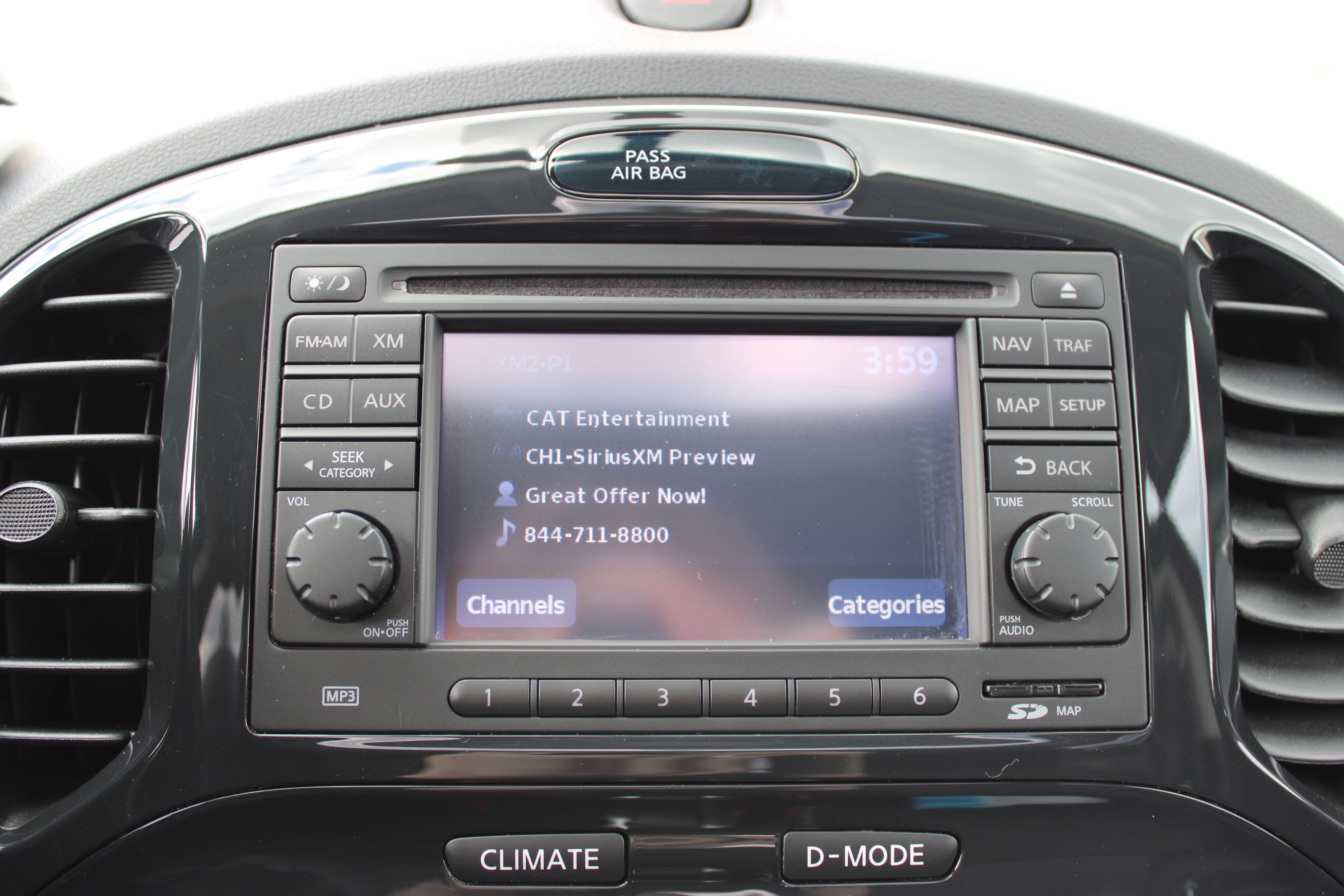 2011 Nissan JUKE SL