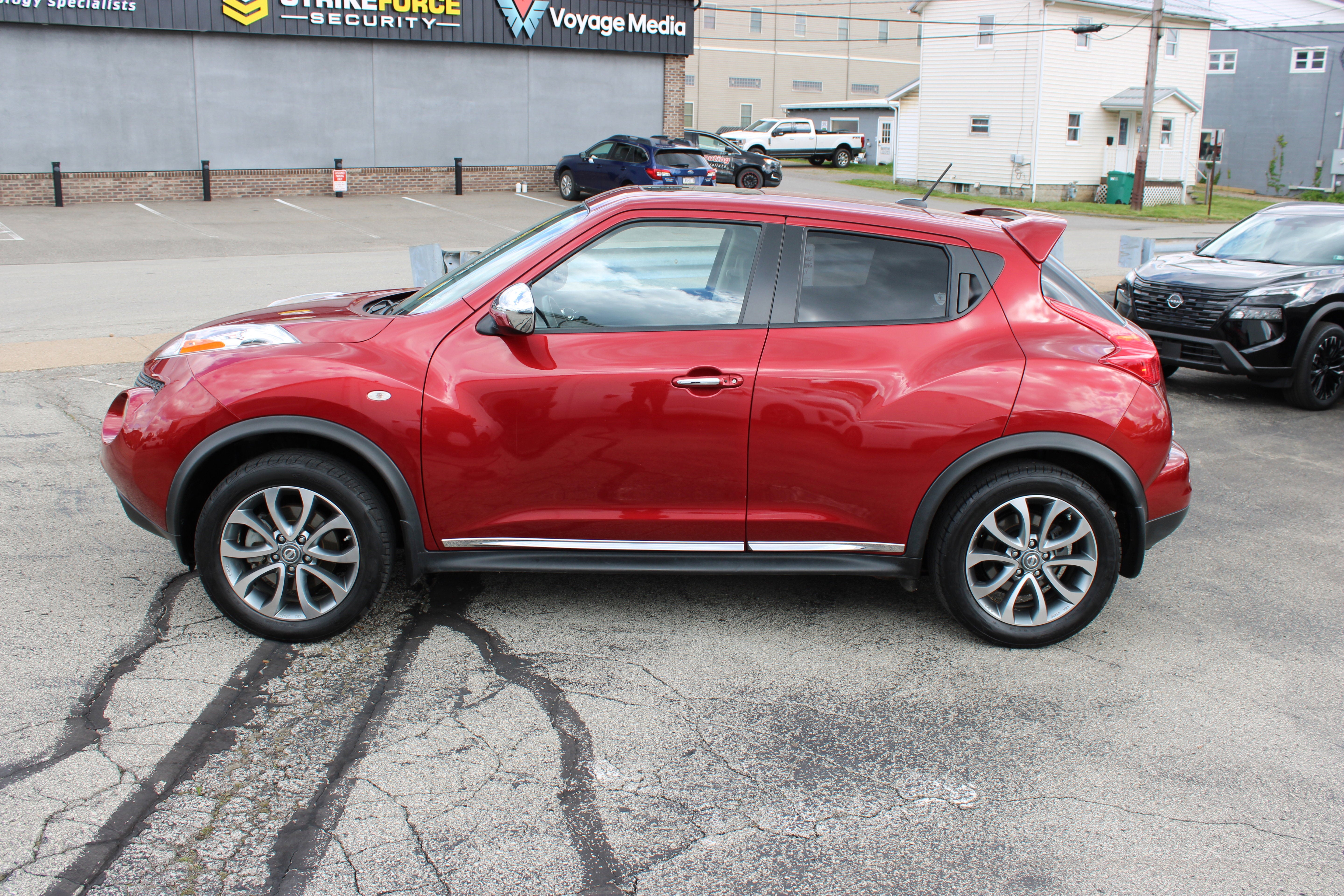 2011 Nissan JUKE SL