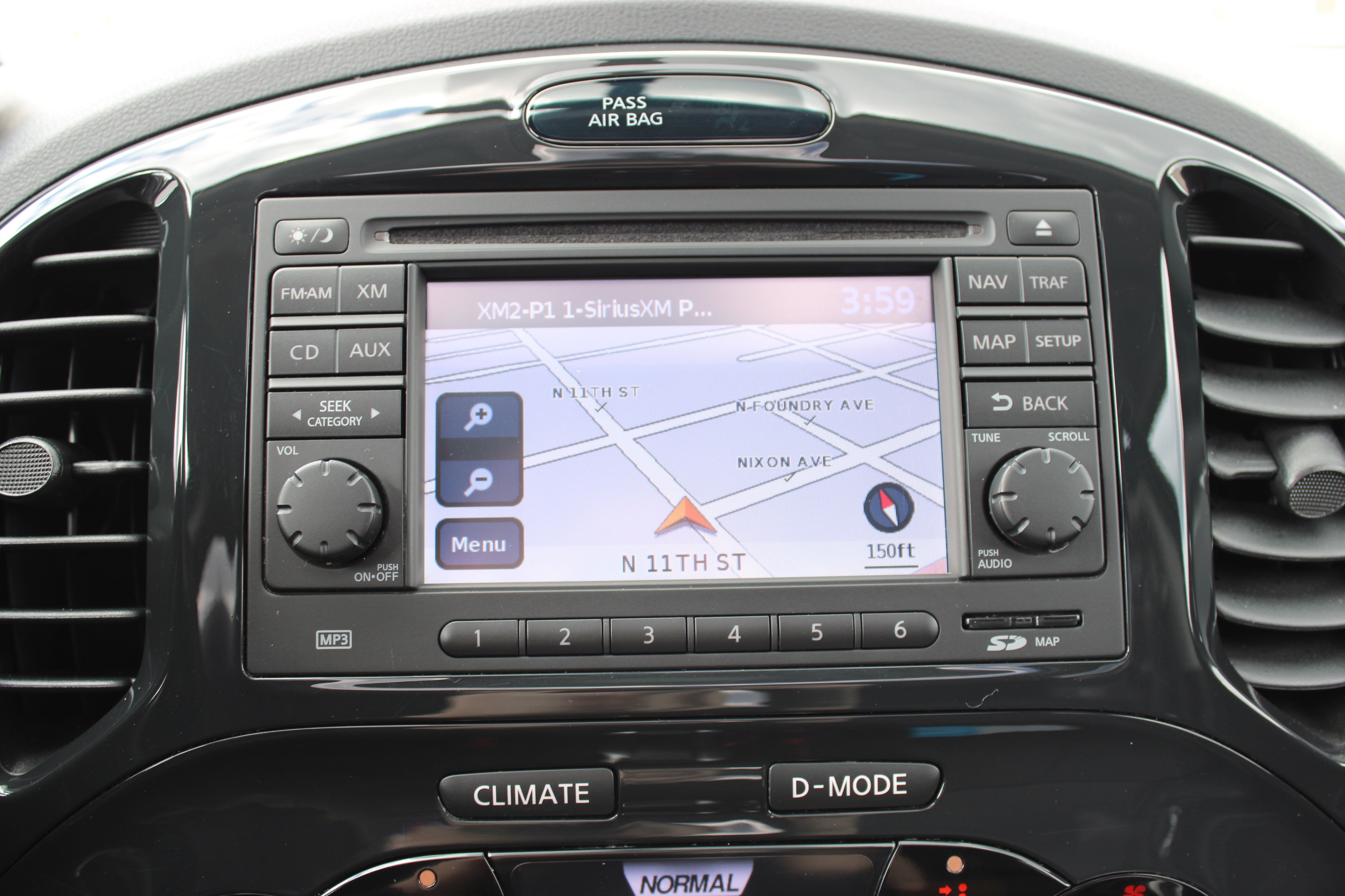 2011 Nissan JUKE SL