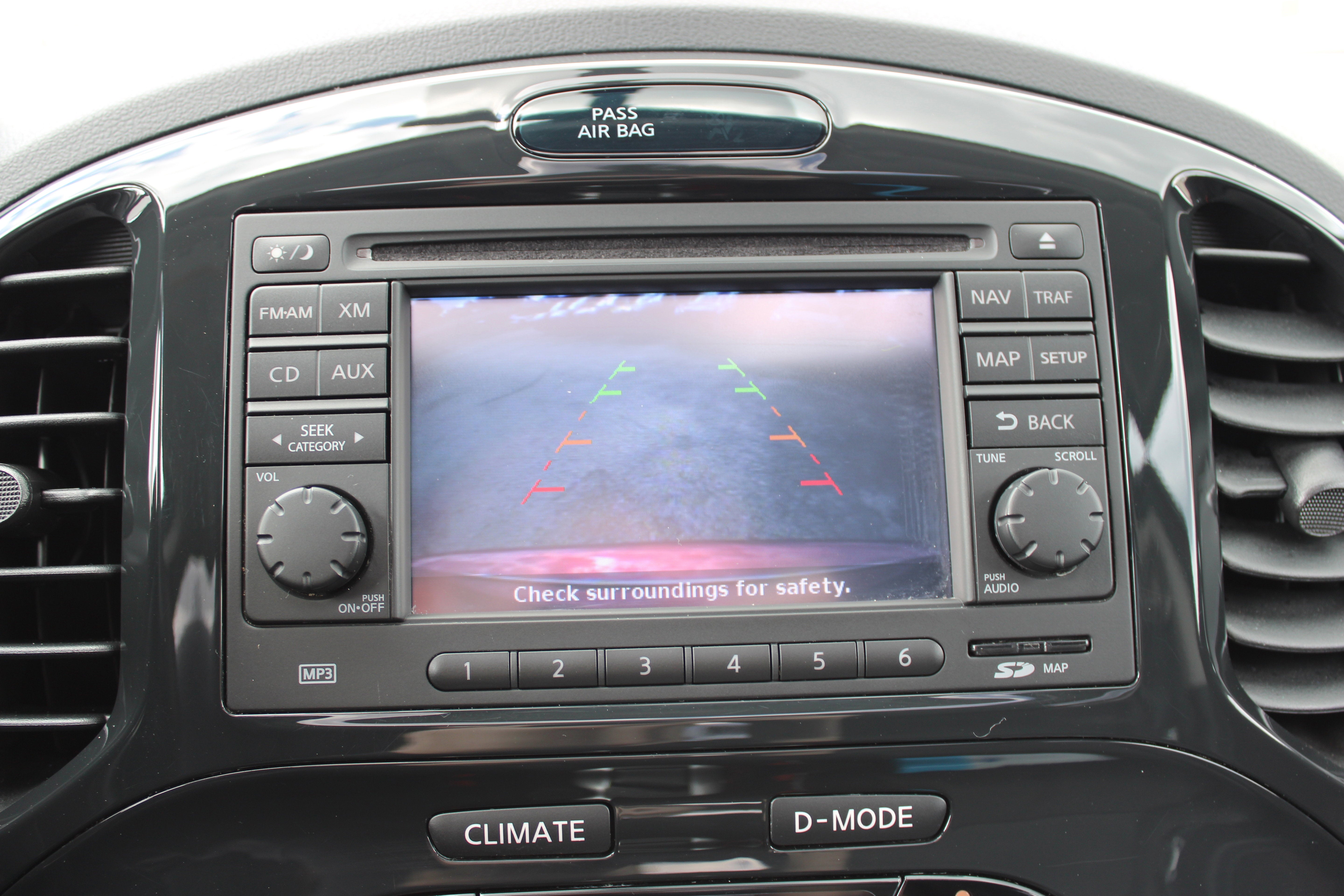 2011 Nissan JUKE SL