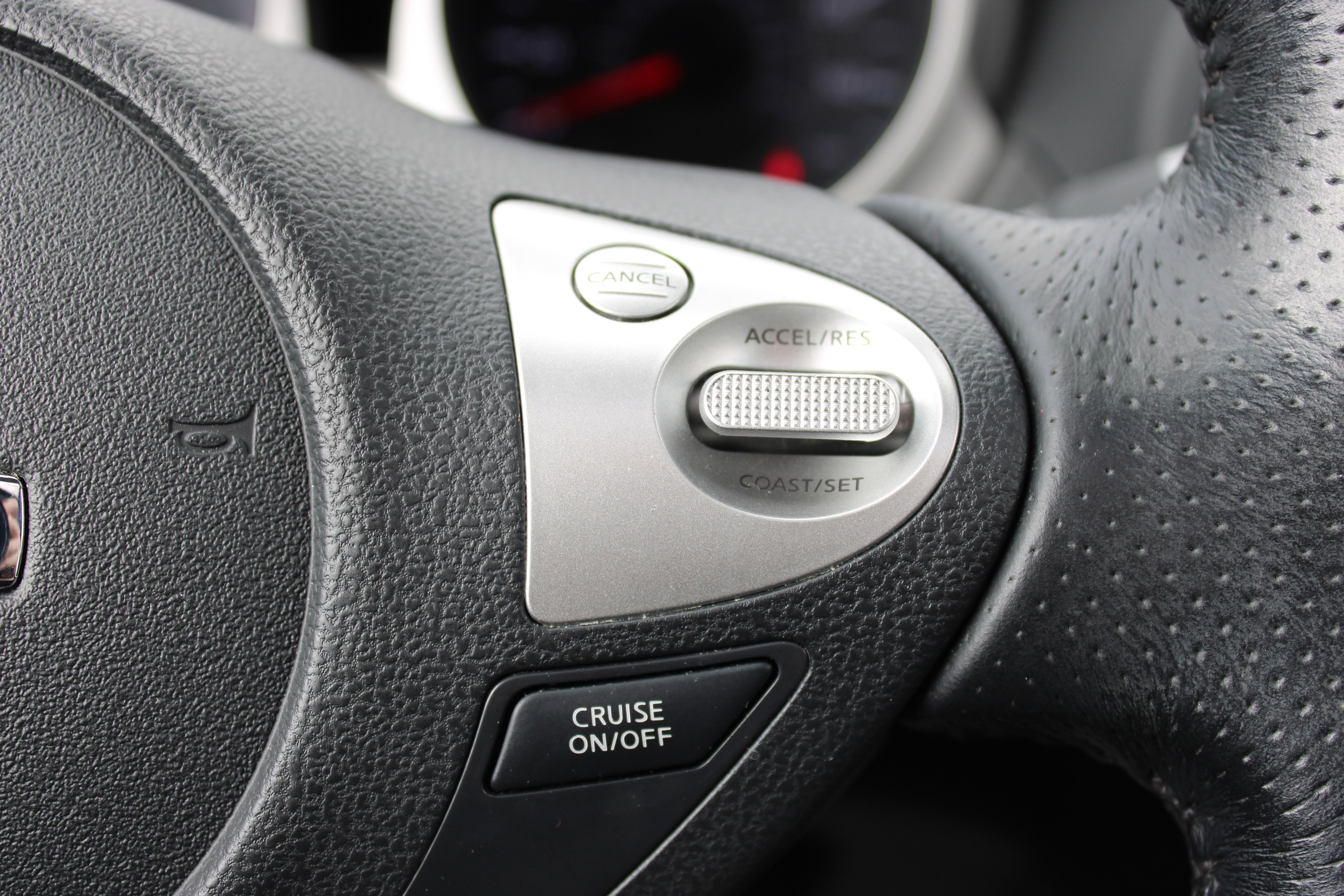 2011 Nissan JUKE SL