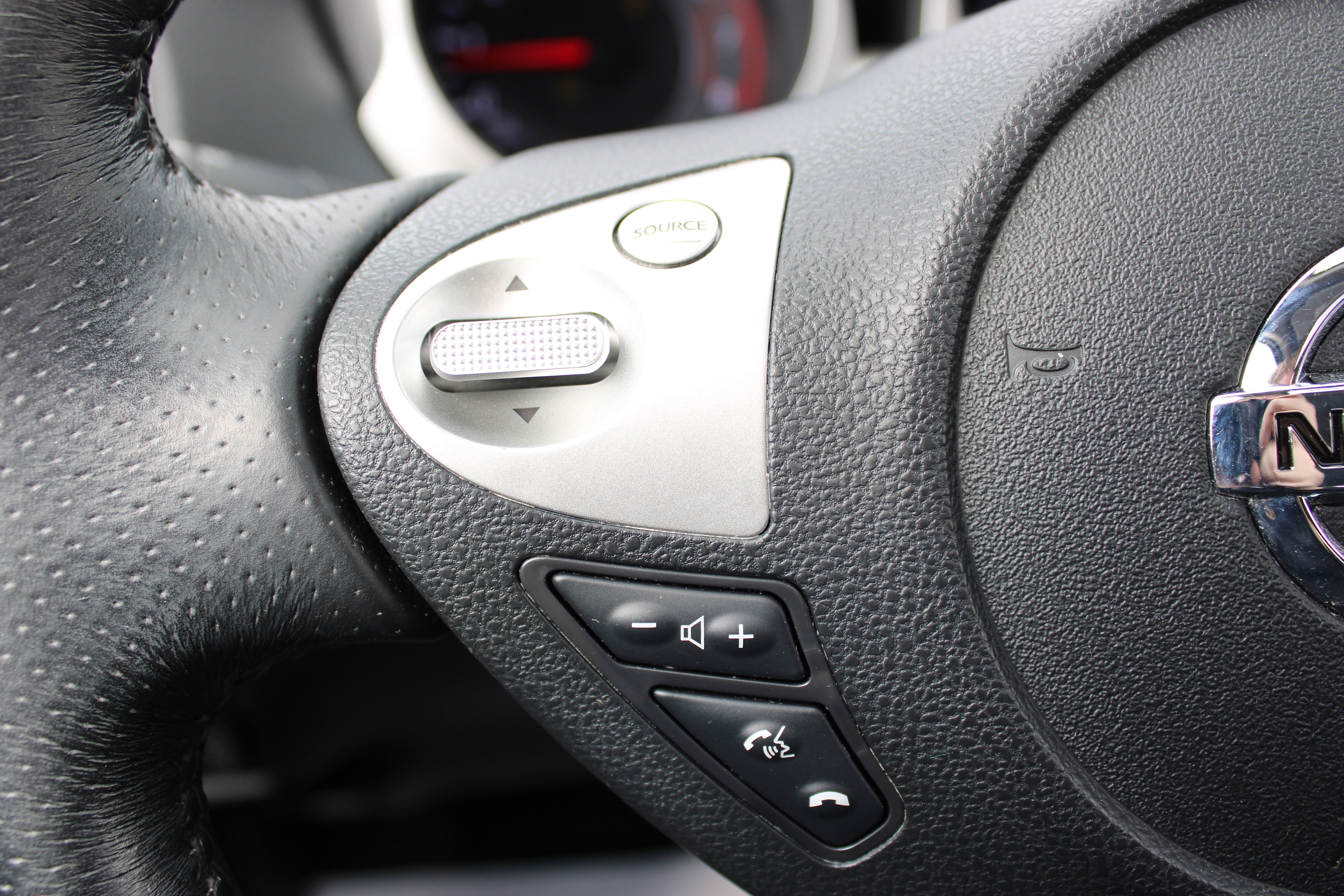 2011 Nissan JUKE SL