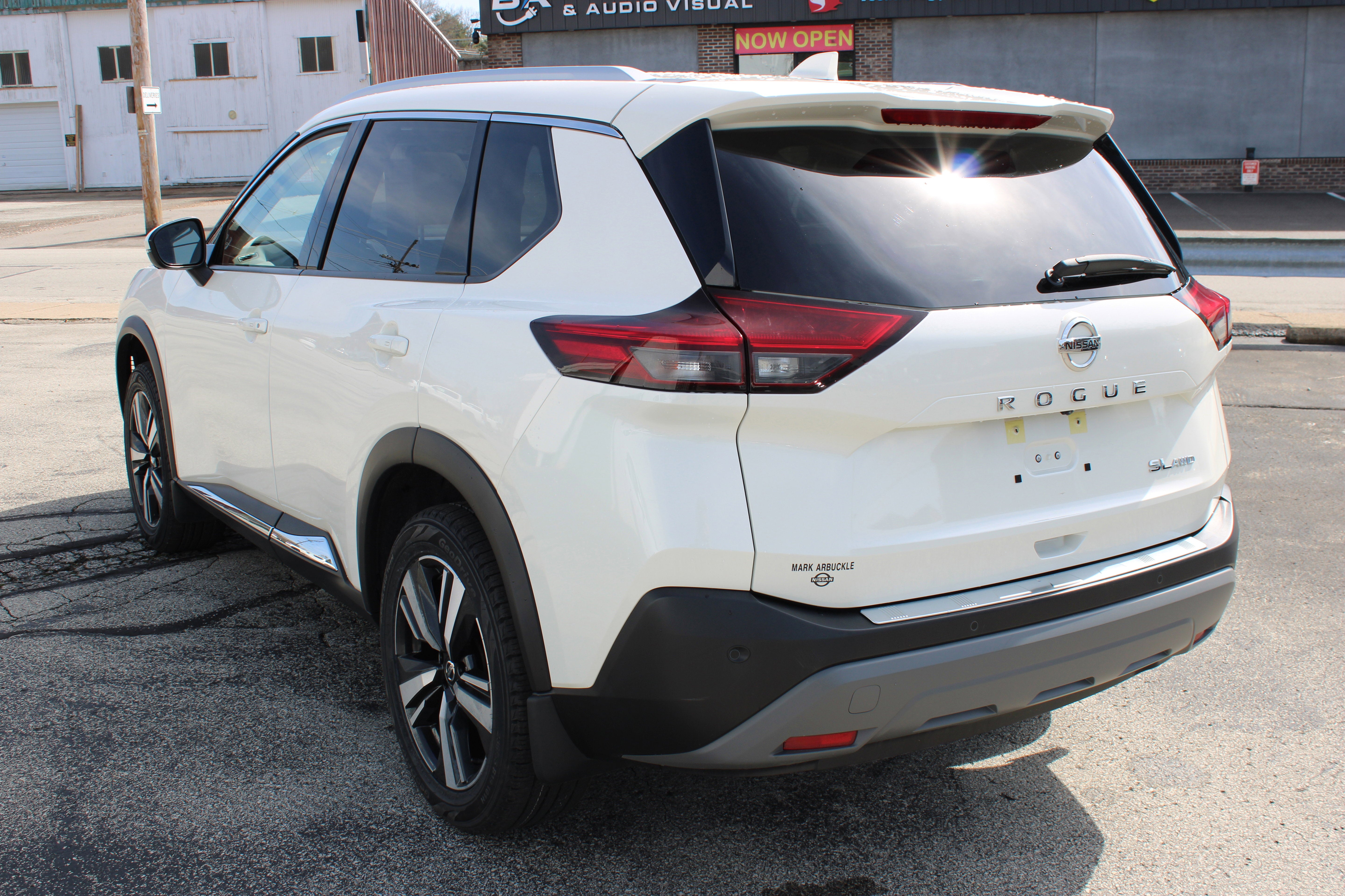 2021 Nissan Rogue SL