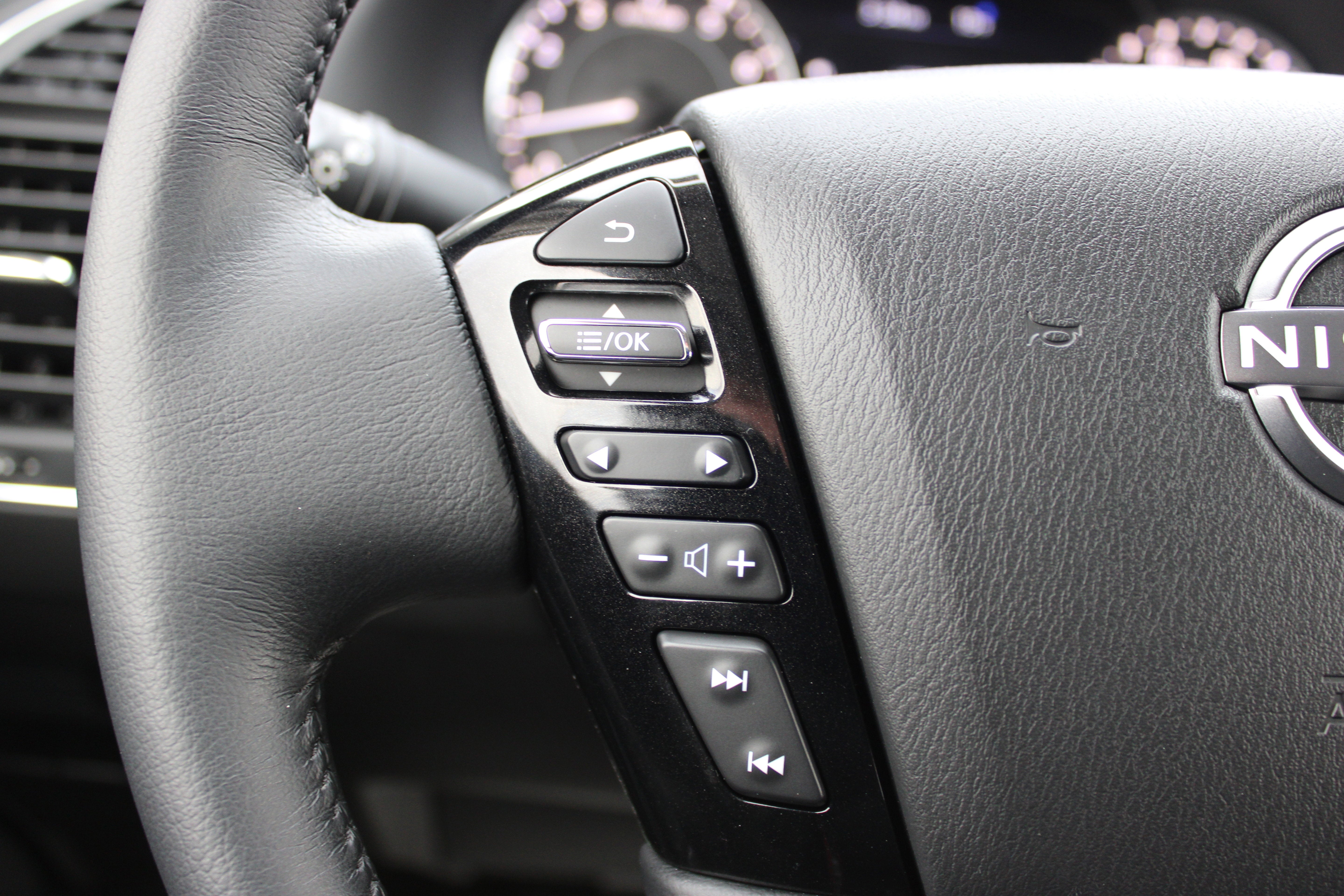 2024 Nissan Armada SV