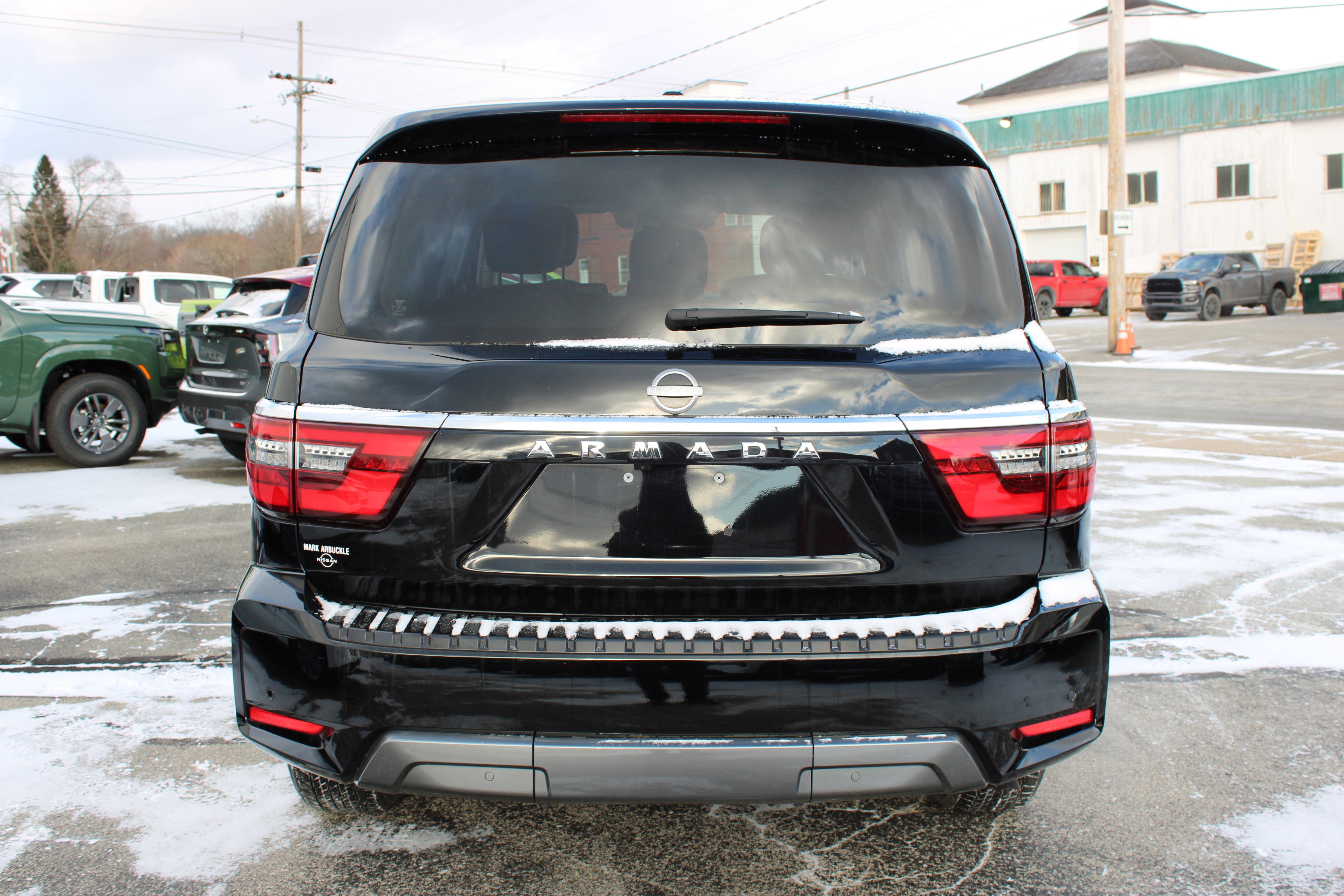 2024 Nissan Armada SV