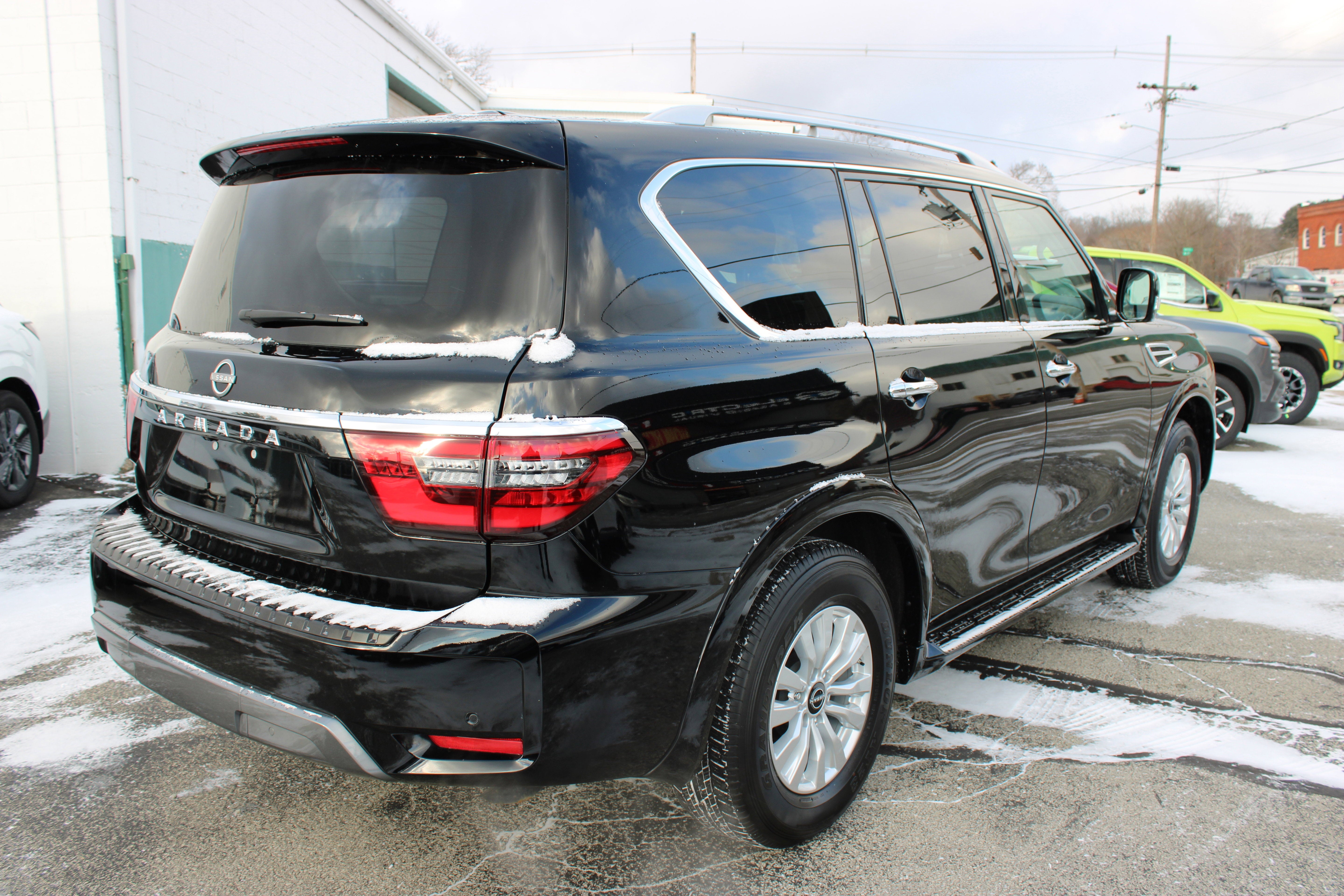 2024 Nissan Armada SV