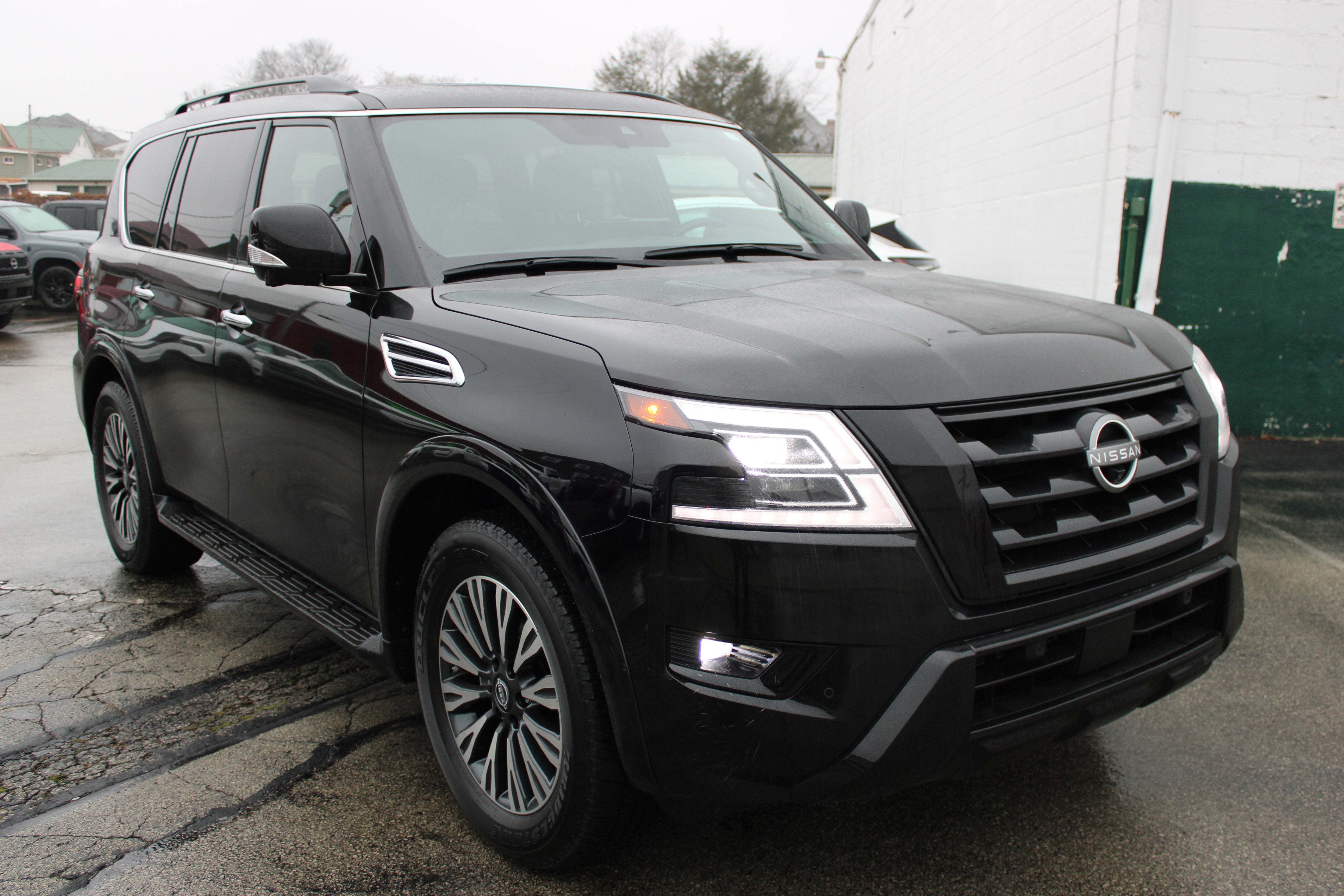 2024 Nissan Armada SL