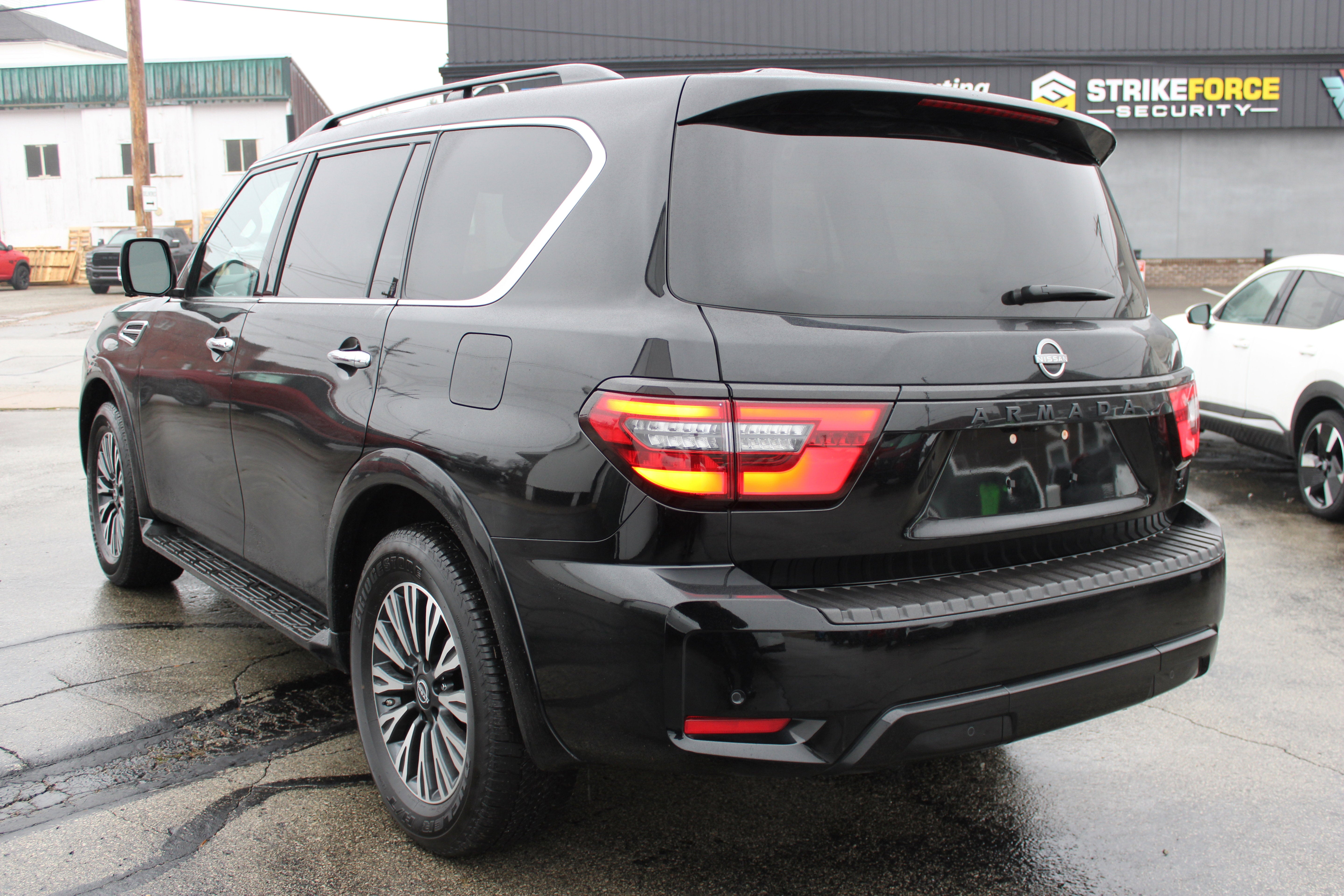 2024 Nissan Armada SL
