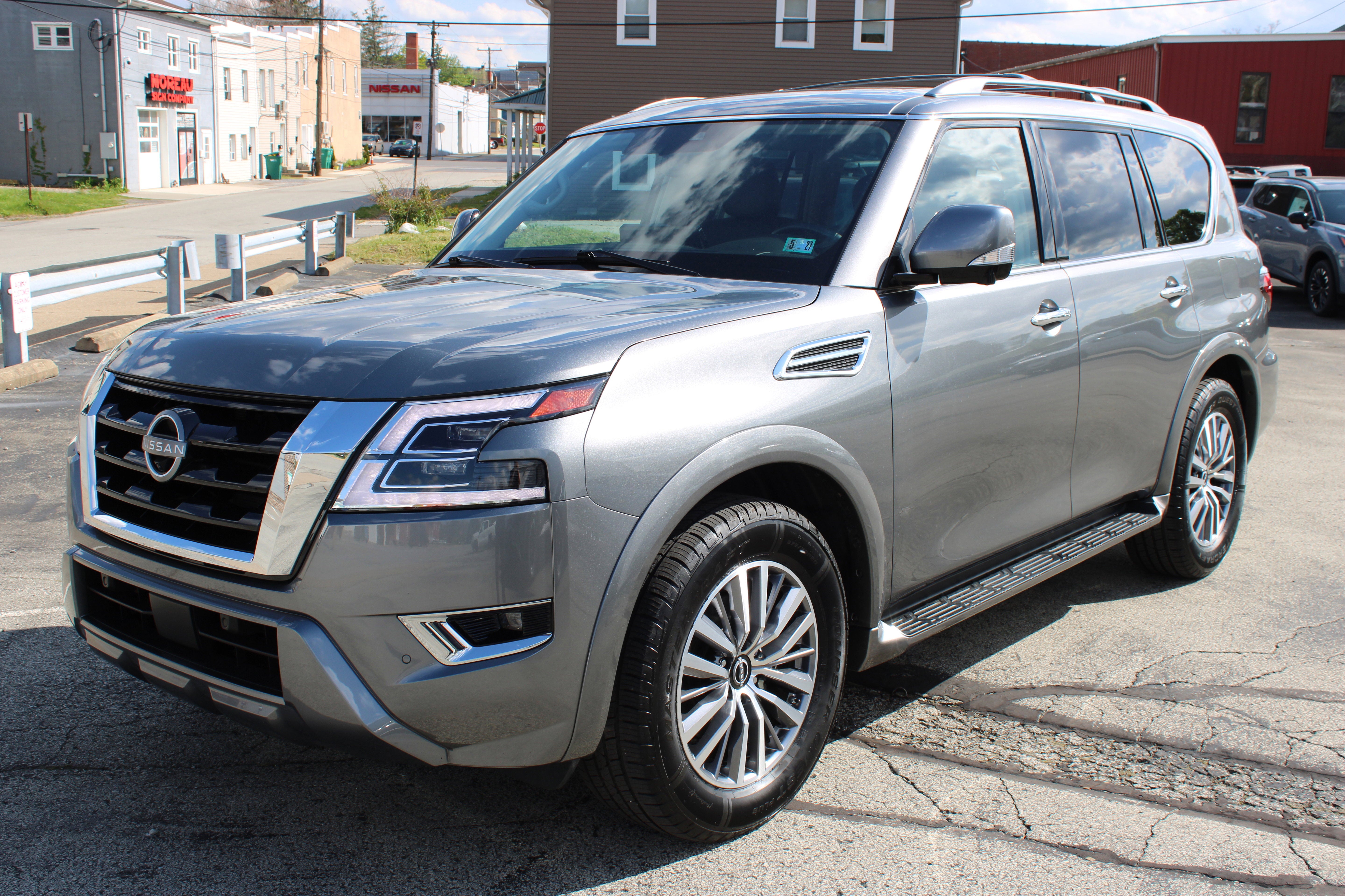 2023 Nissan Armada SL